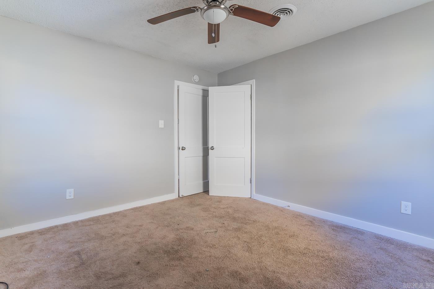 1912 E Barton  West Memphis, AR