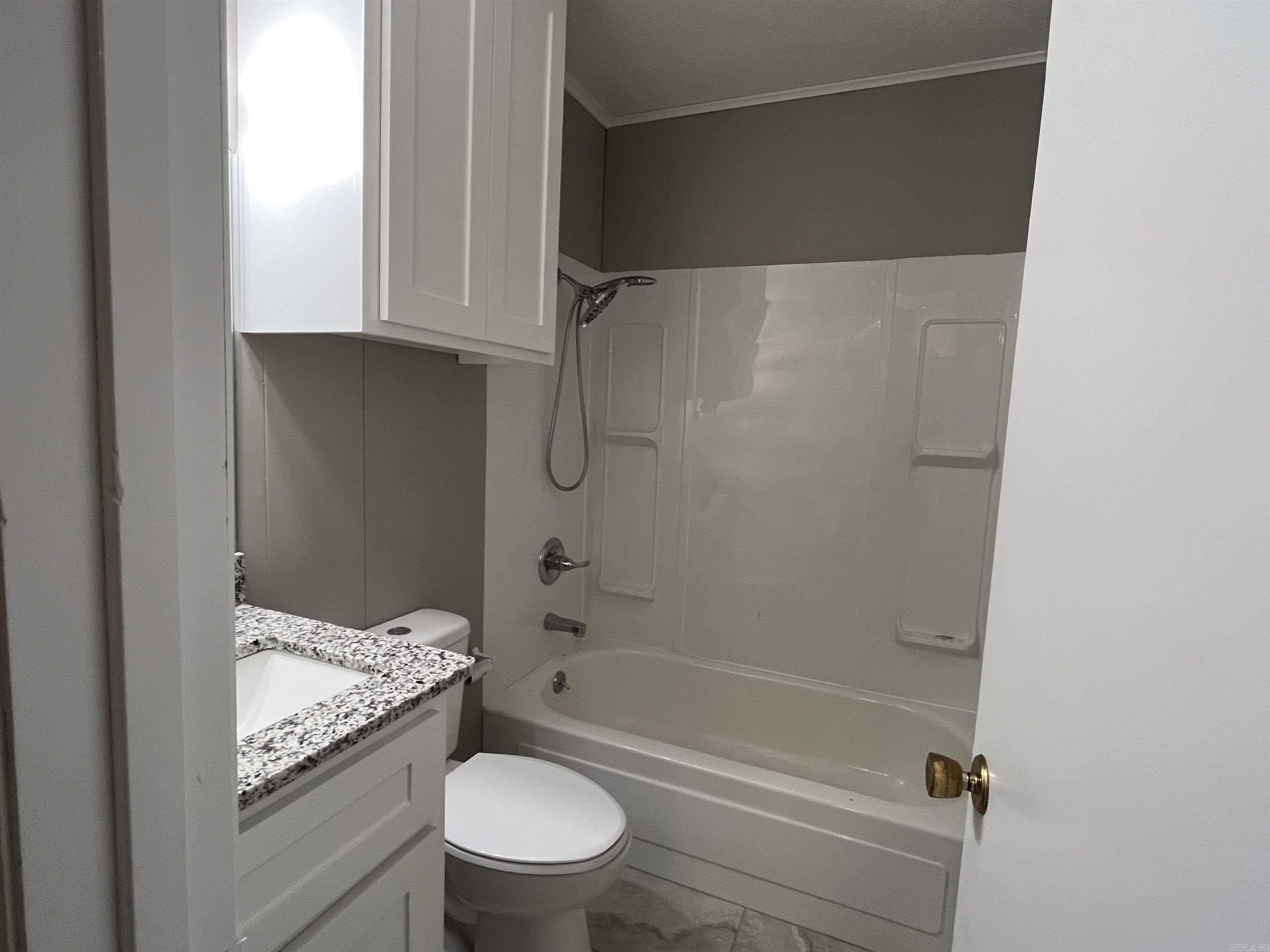 2411  Broadview  Conway, AR