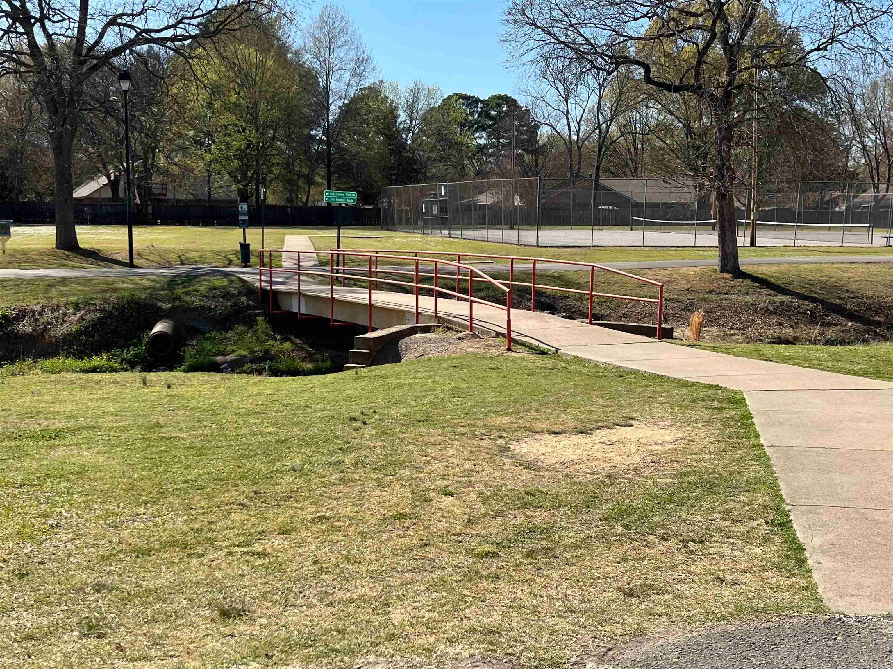 2411  Broadview  Conway, AR