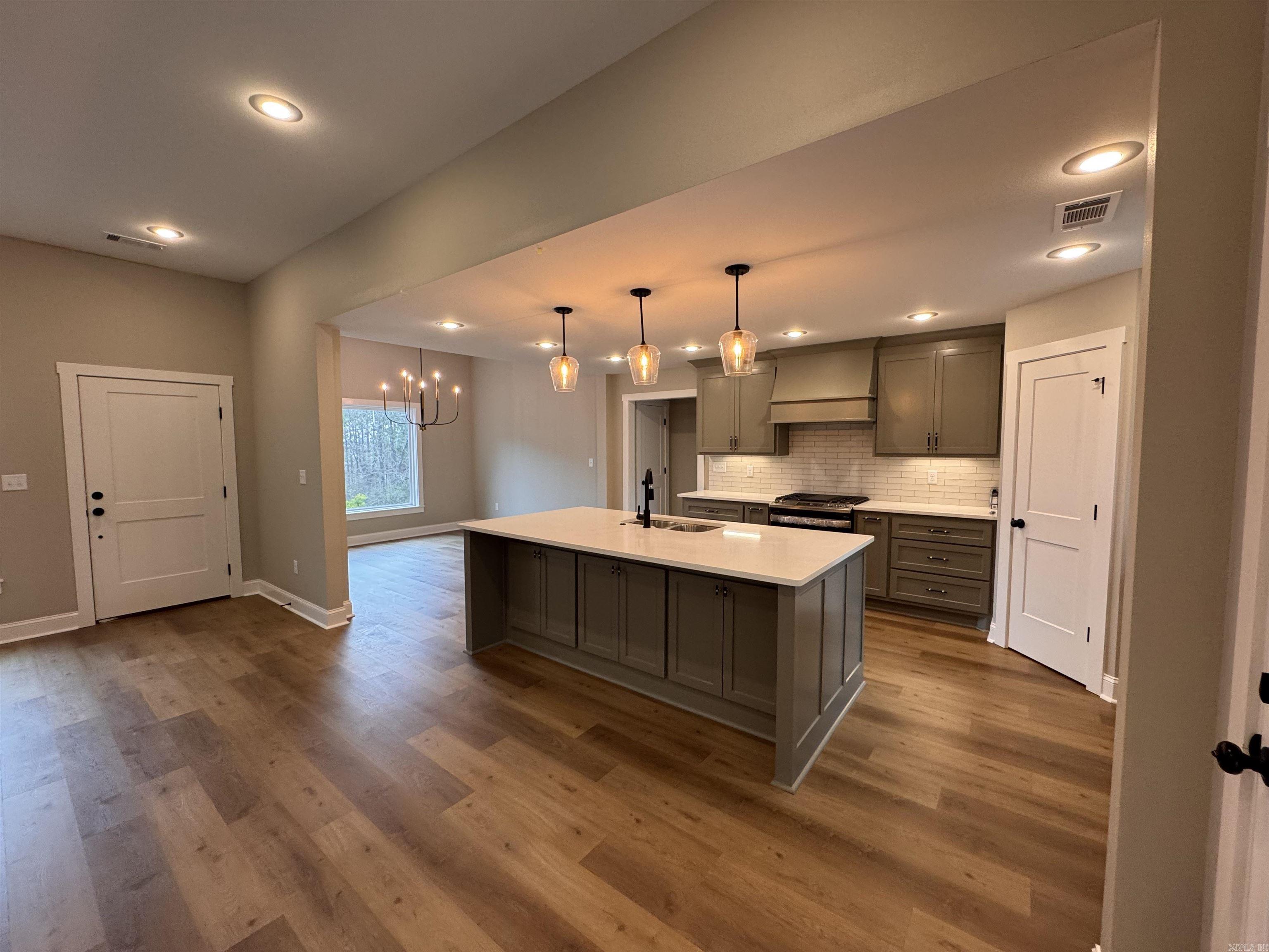 614 Adamson Searcy, AR 72143