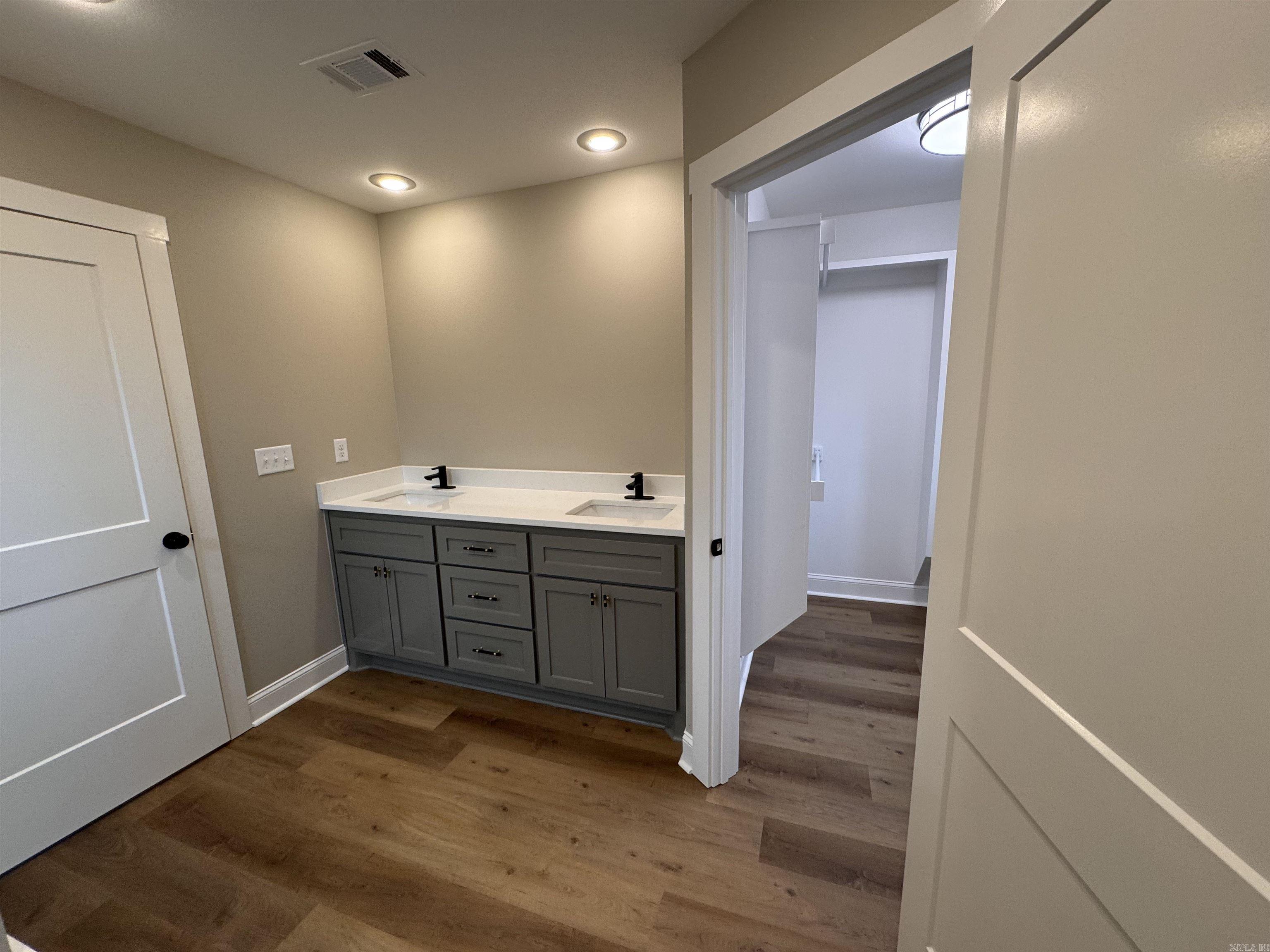 614 Adamson Searcy, AR 72143