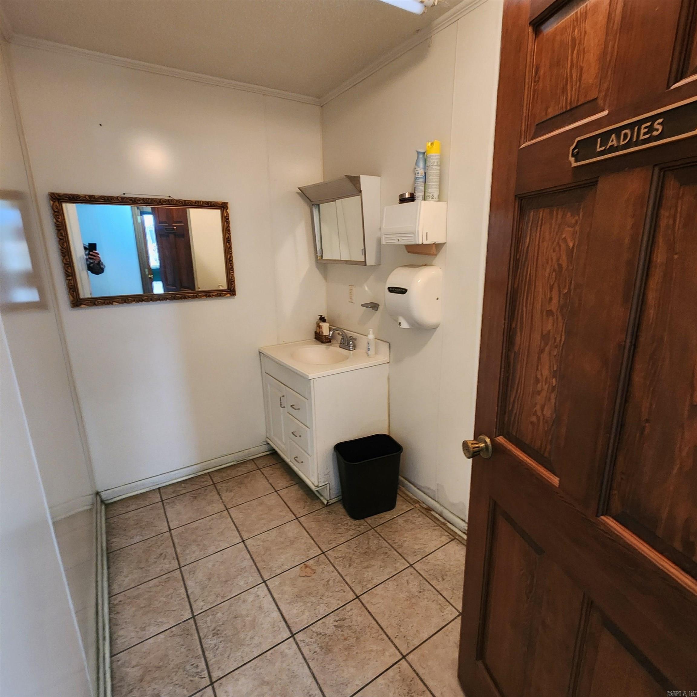 1211 N First  Judsonia, AR