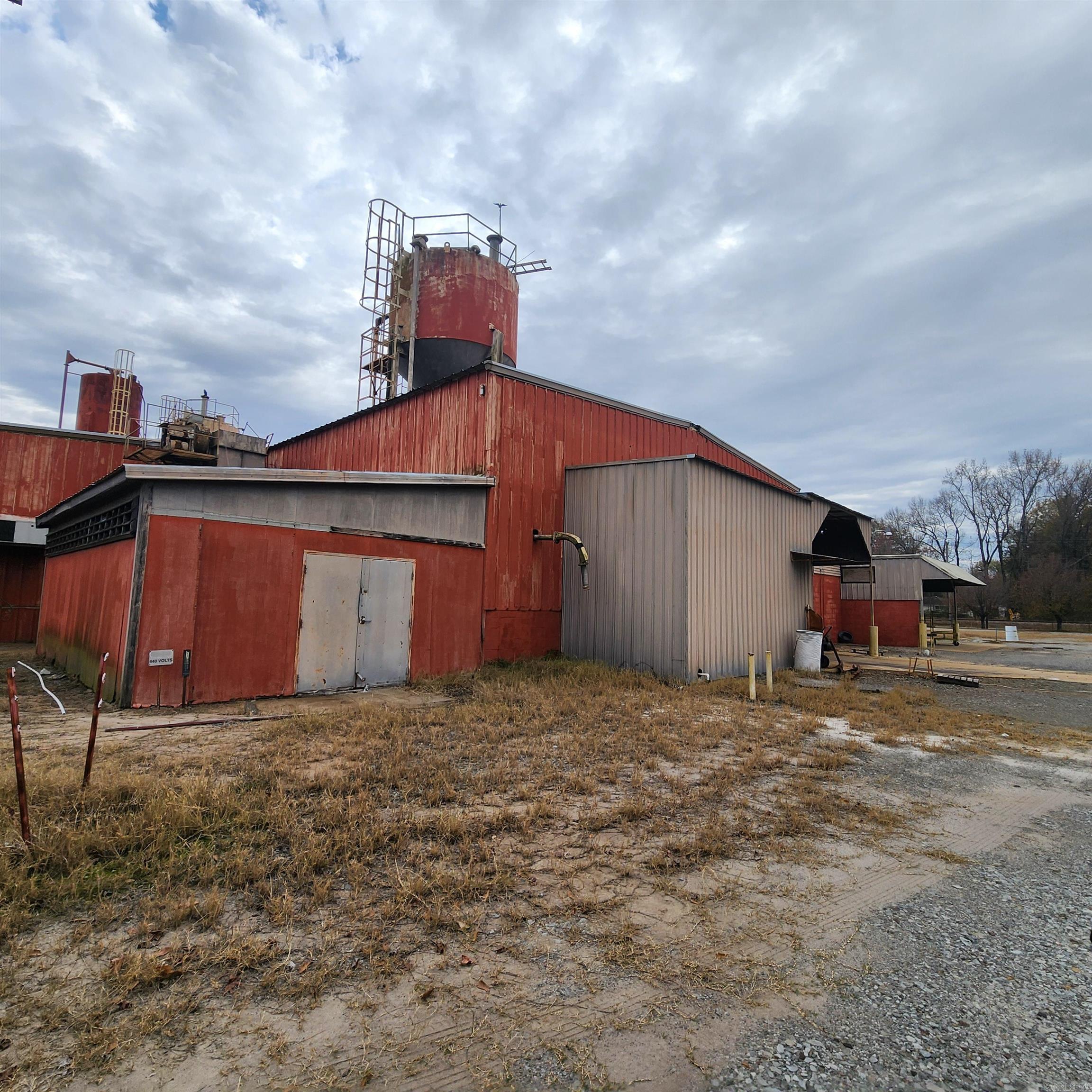 1211 N First  Judsonia, AR