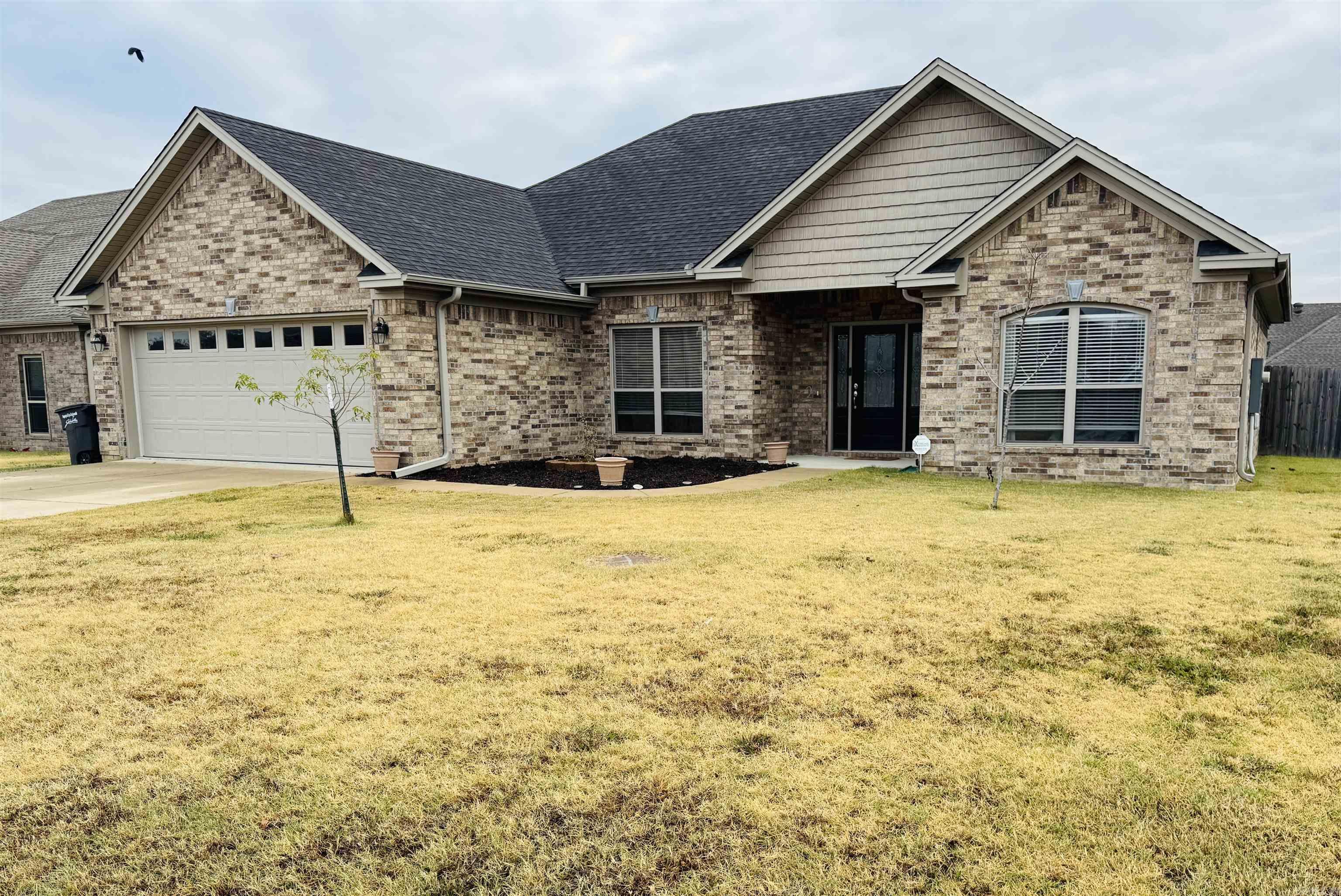 5112 DeQunicy Drive Jacksonville, AR 72076