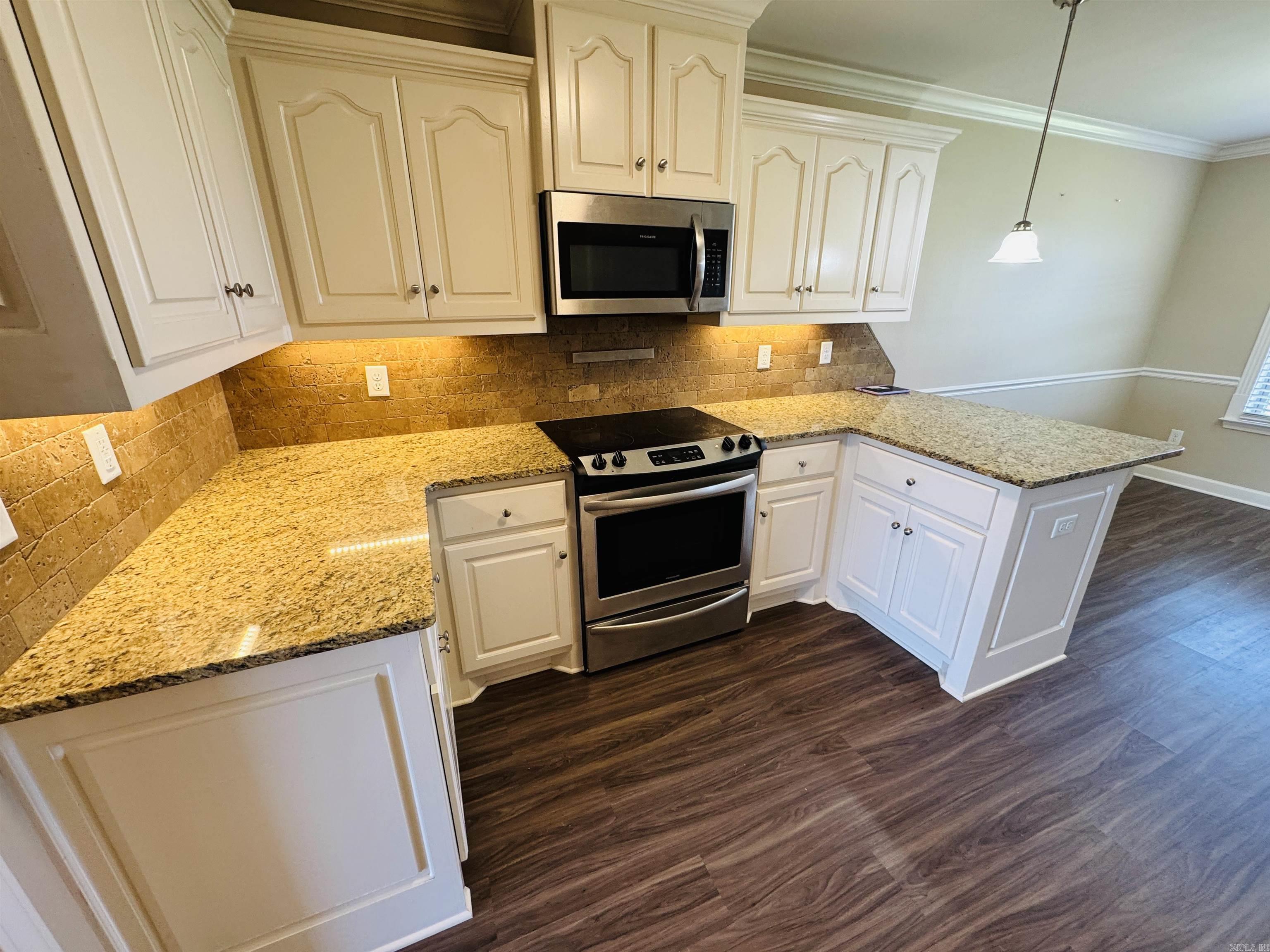 5112 DeQunicy Drive Jacksonville, AR 72076