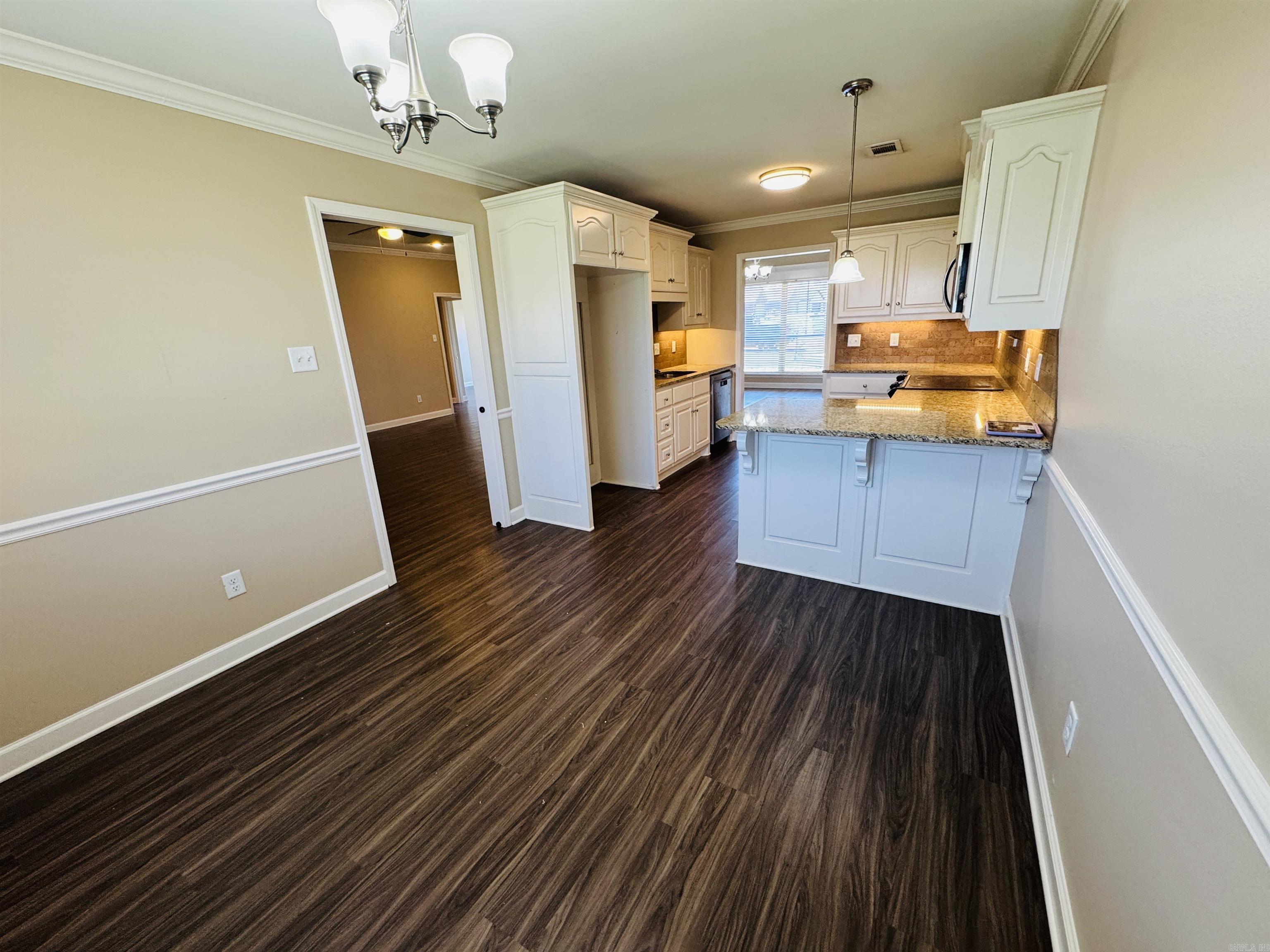 5112 DeQunicy Drive Jacksonville, AR 72076