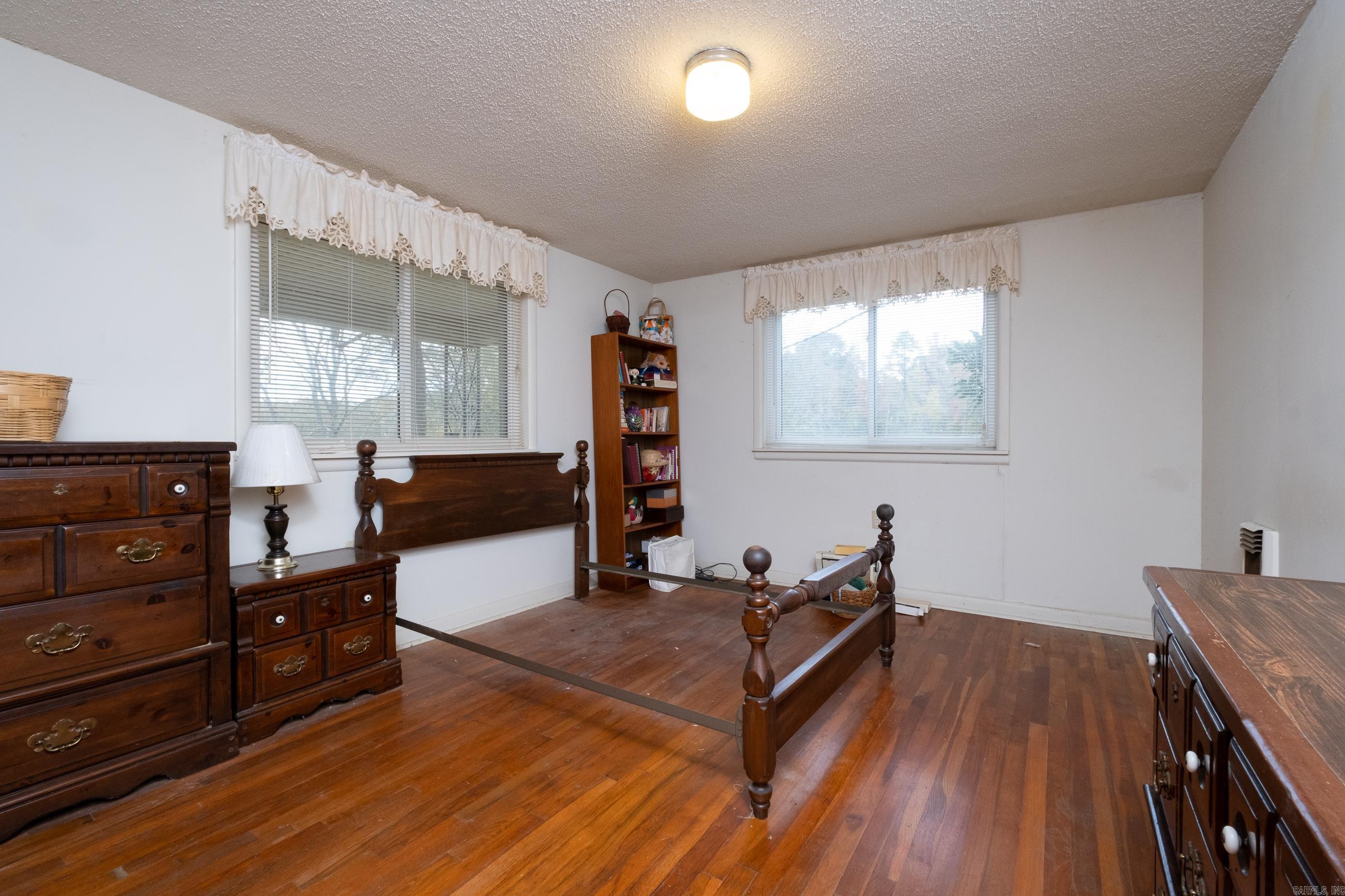 23201  Barry  Little Rock, AR