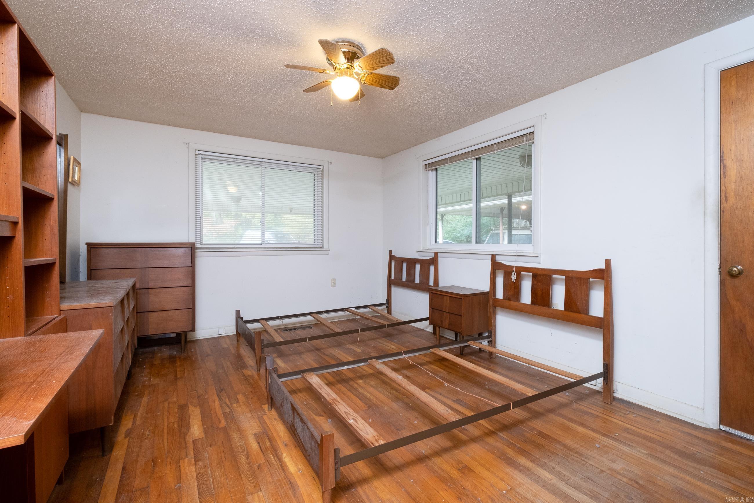 23201  Barry  Little Rock, AR