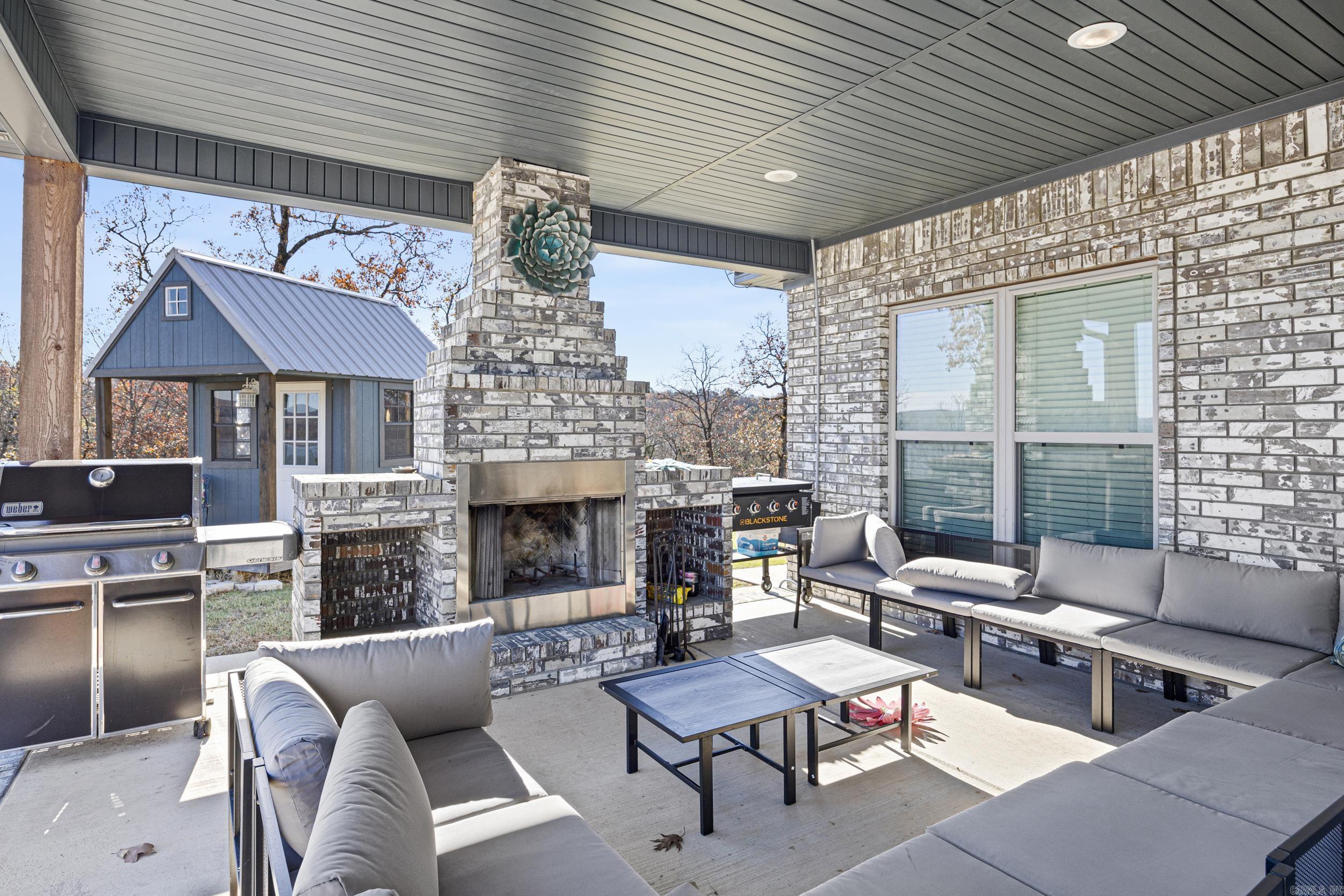 1118 Private Road 2648  Lamar, AR