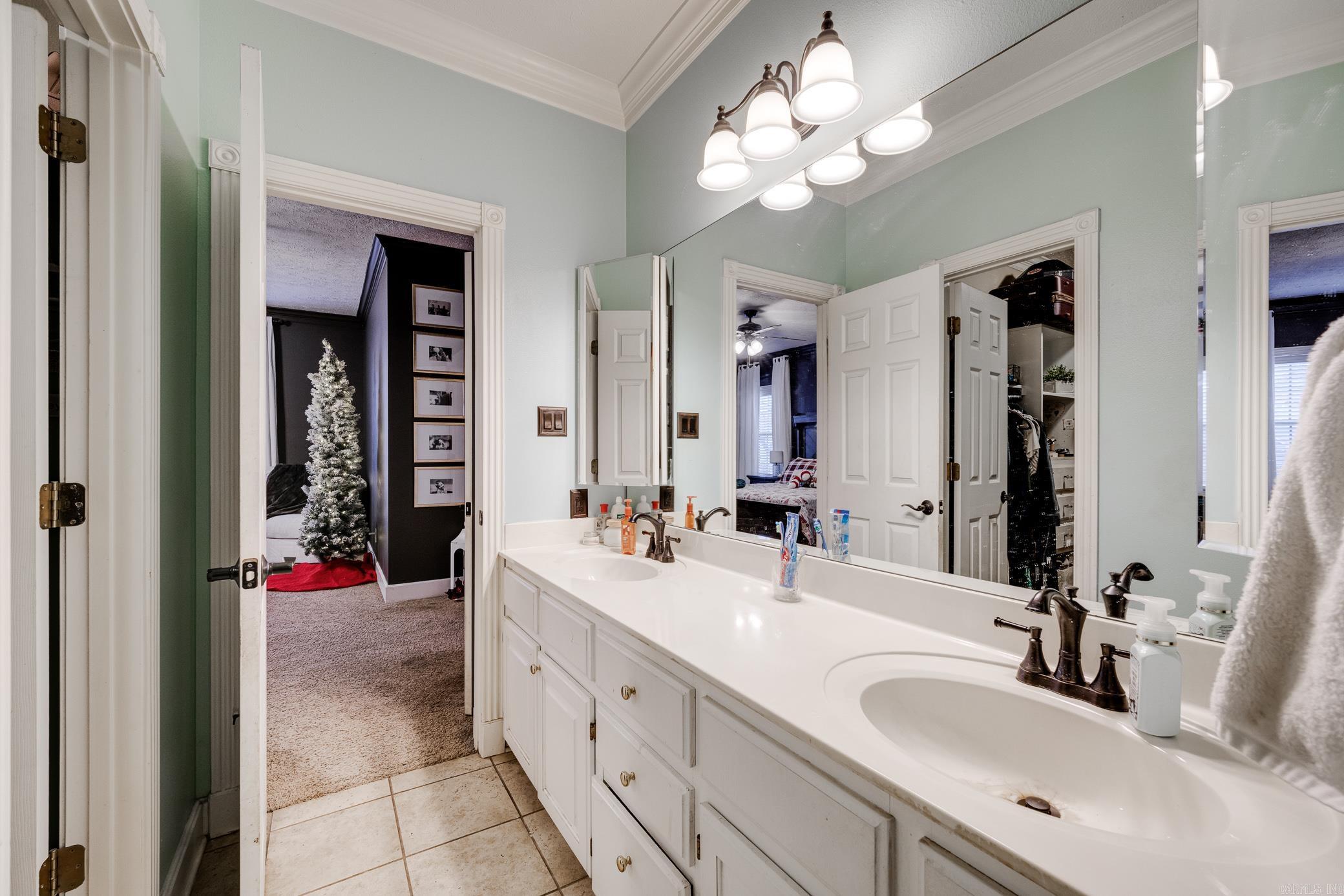 26  Trenton Drive  Greenbrier, AR