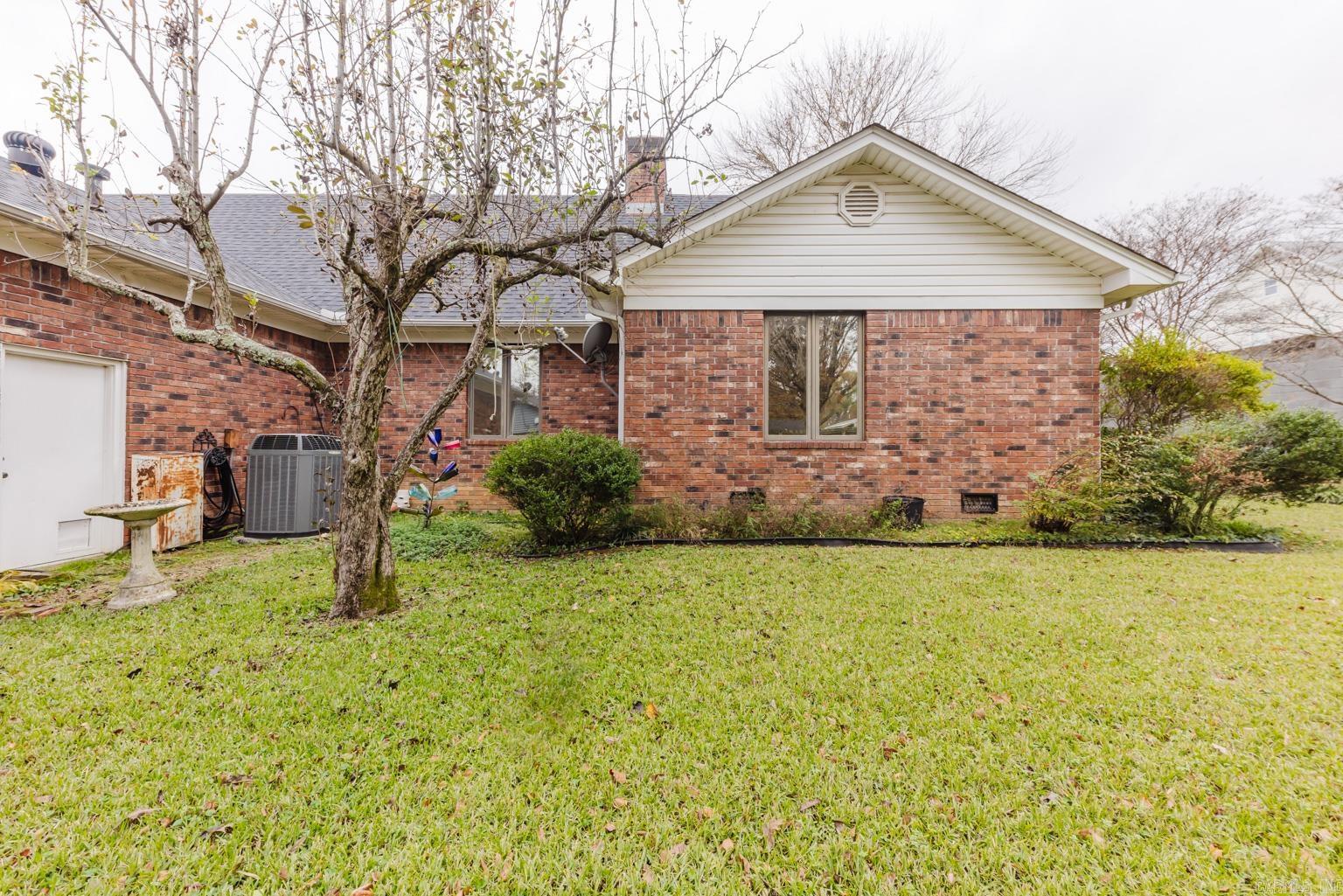 521 W Cross  Benton, AR