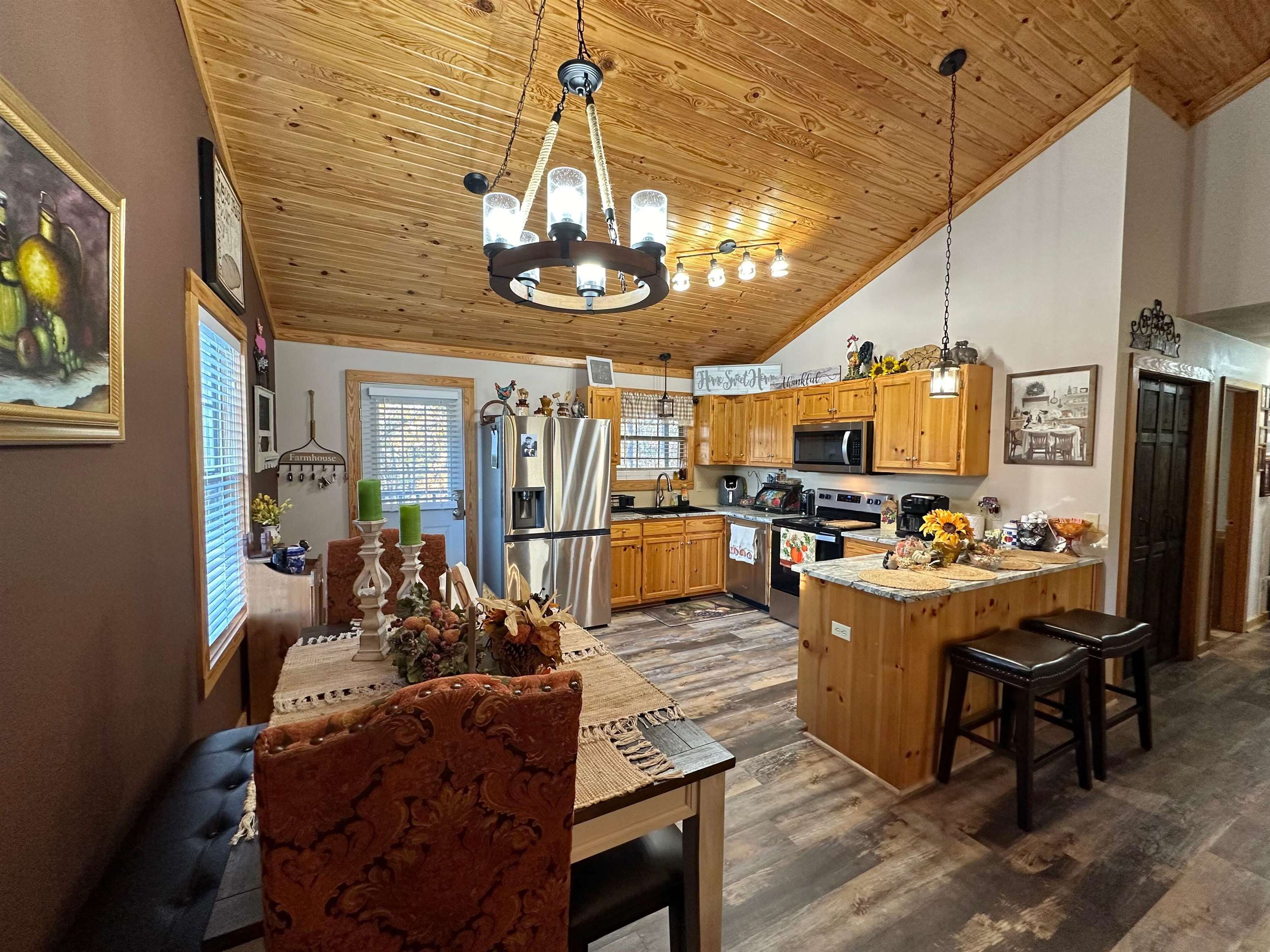 8997  Highway 9  Mountain View, AR