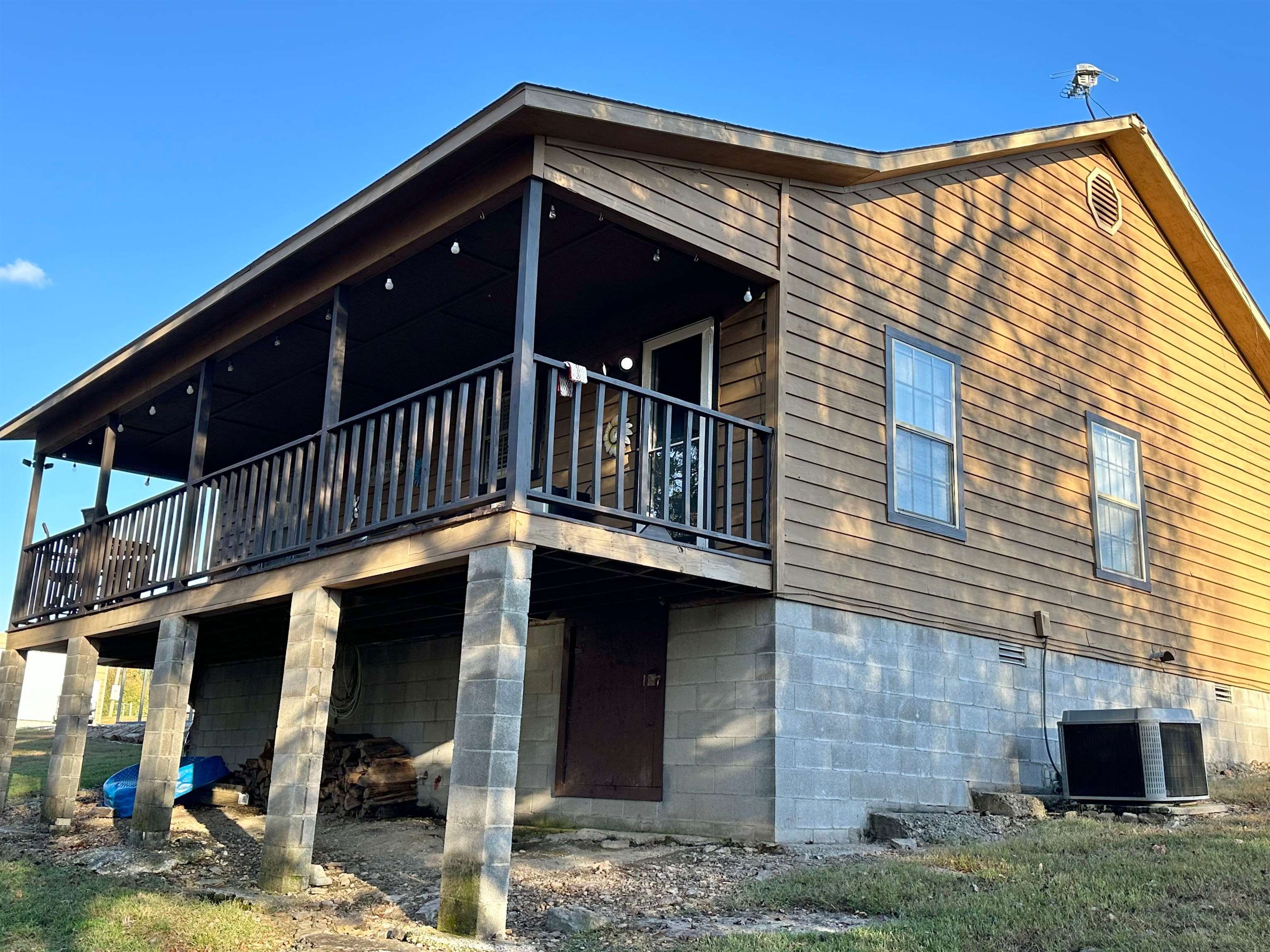 8997  Highway 9  Mountain View, AR