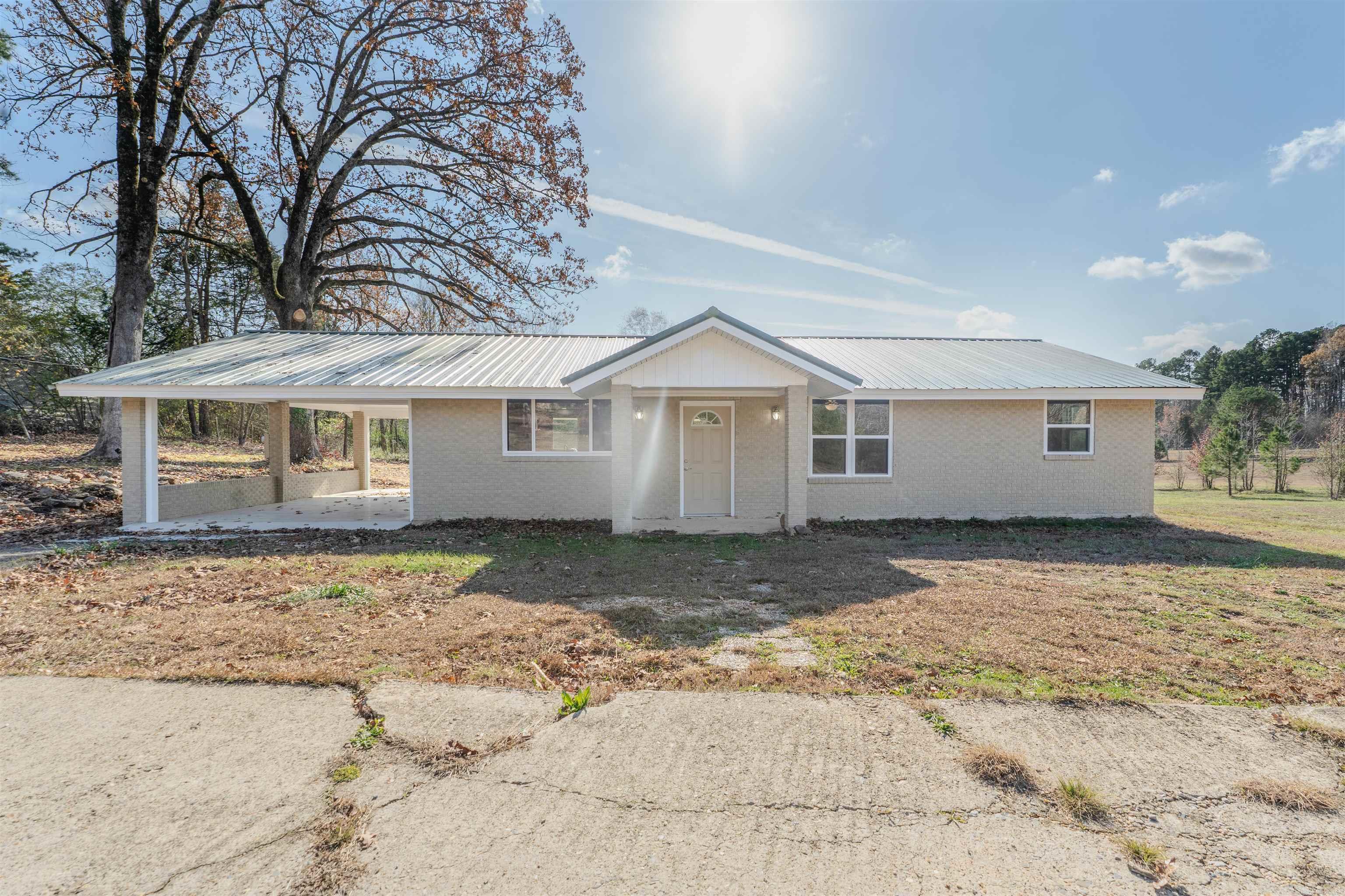 838 San Felipe Rd Hot Springs Village, AR 71909