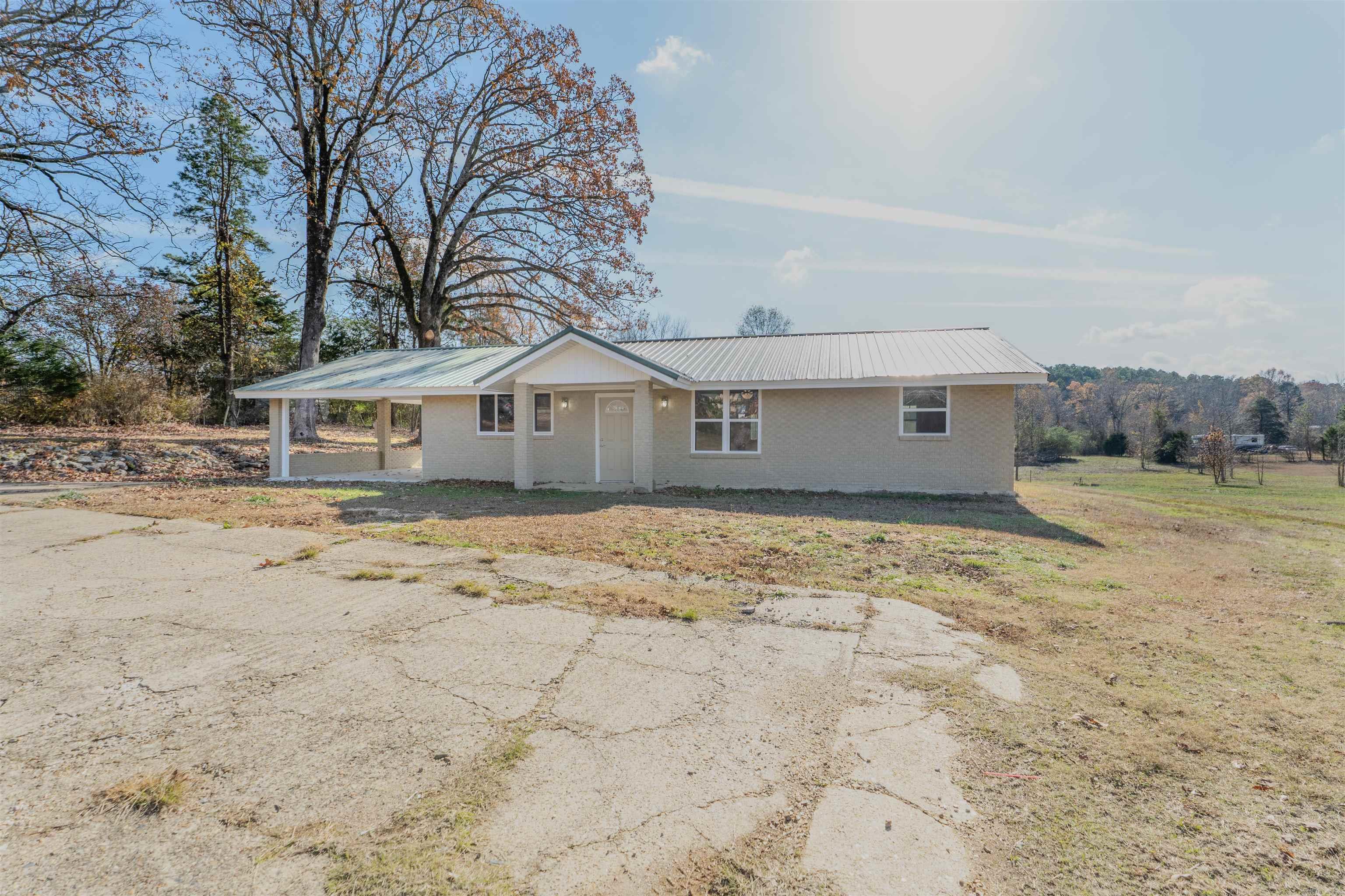 838 San Felipe Rd Hot Springs Village, AR 71909