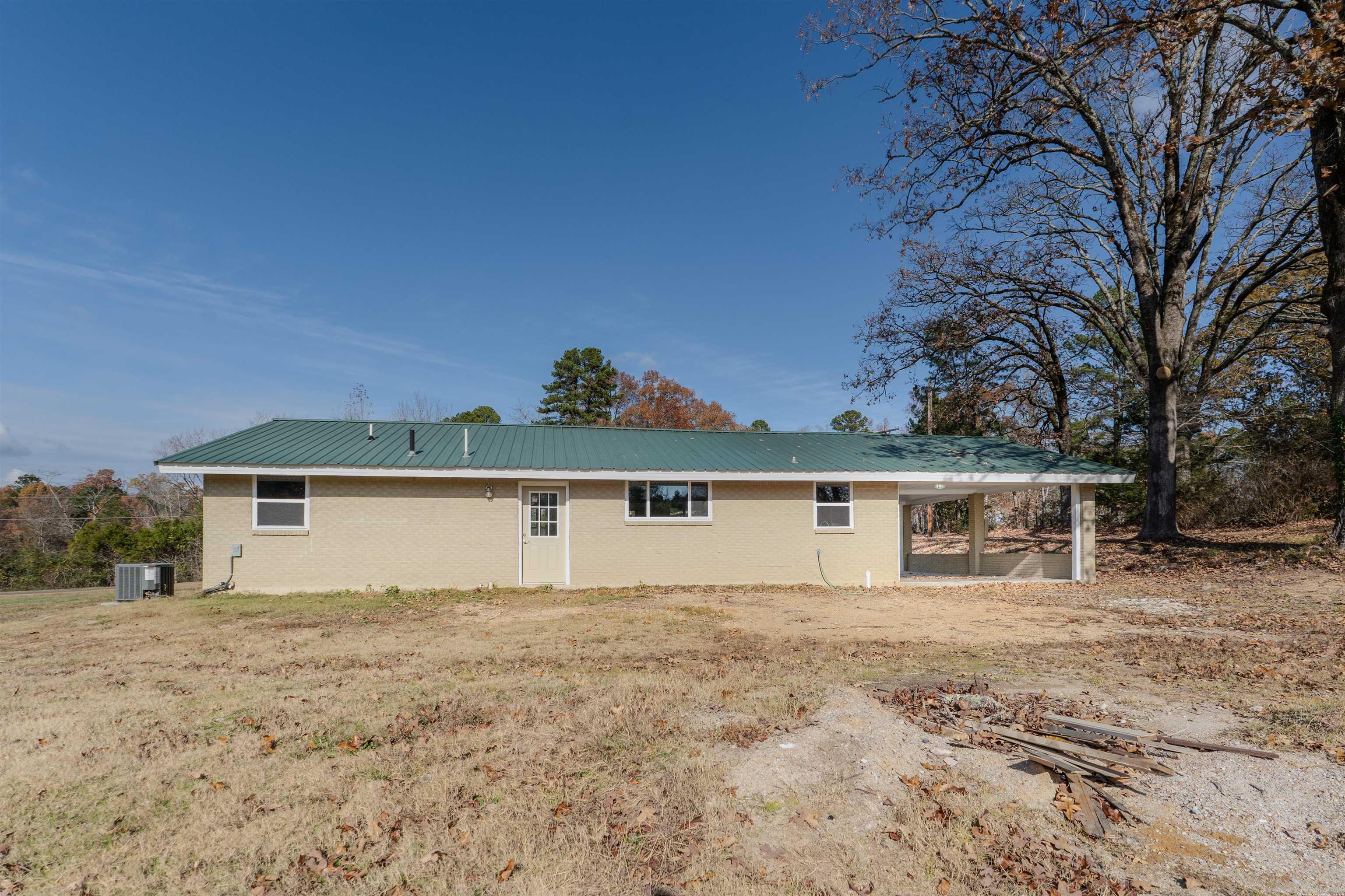 838 San Felipe Rd Hot Springs Village, AR 71909