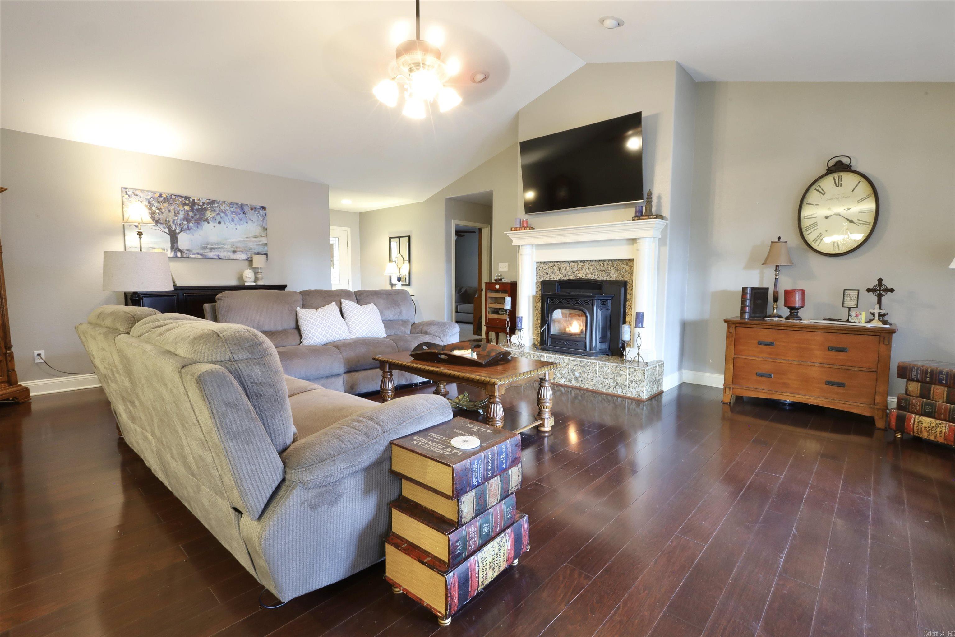 294  Bonnie Brae  Hot Springs, AR