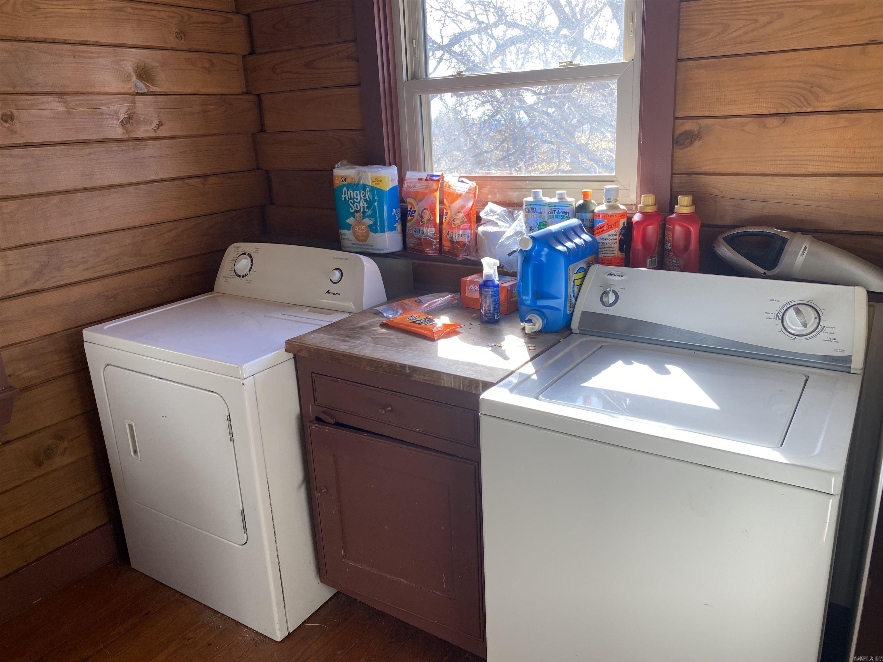 14568 S AR Hwy 9  Melbourne, AR