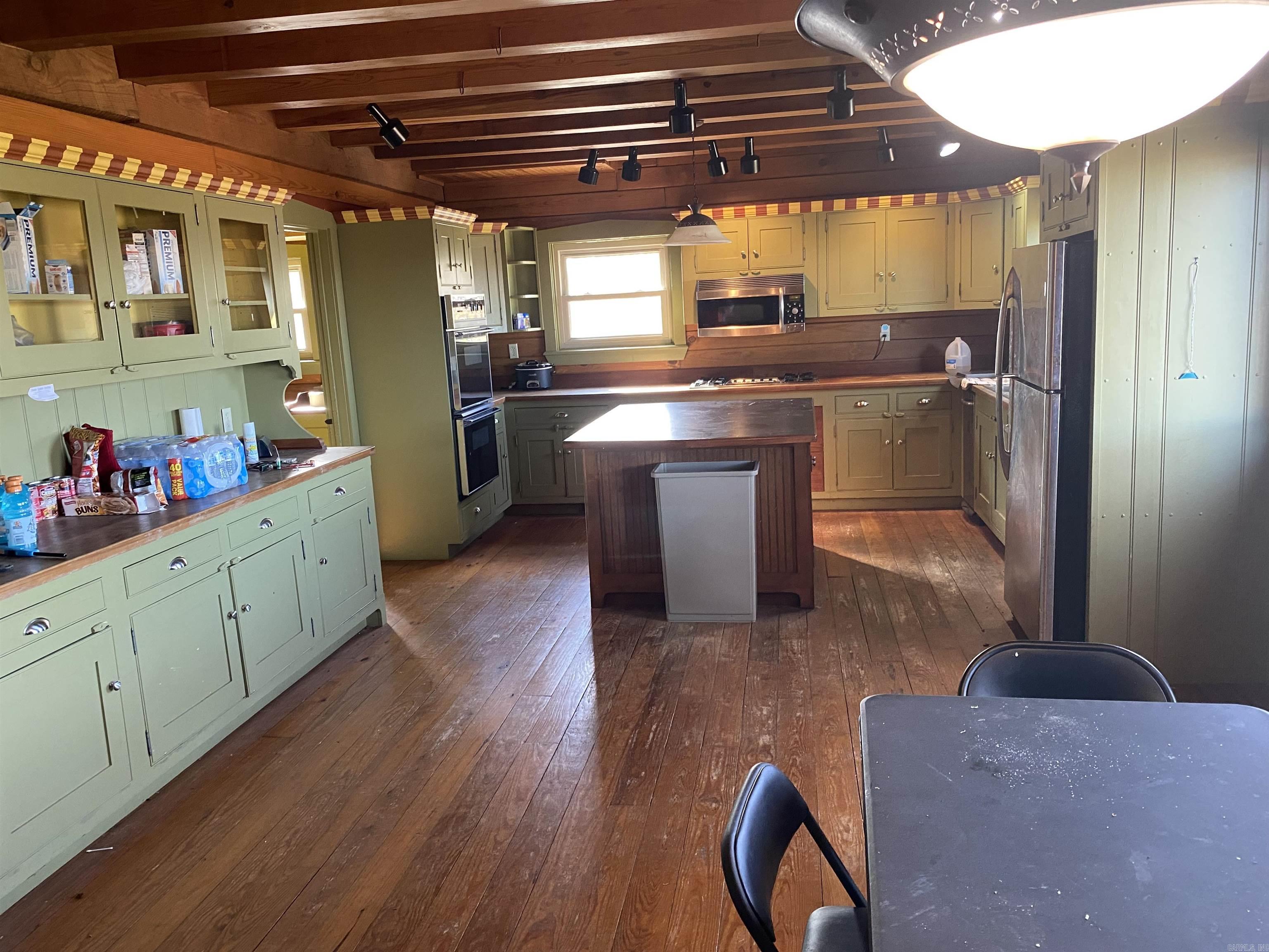 14568 S AR Hwy 9  Melbourne, AR