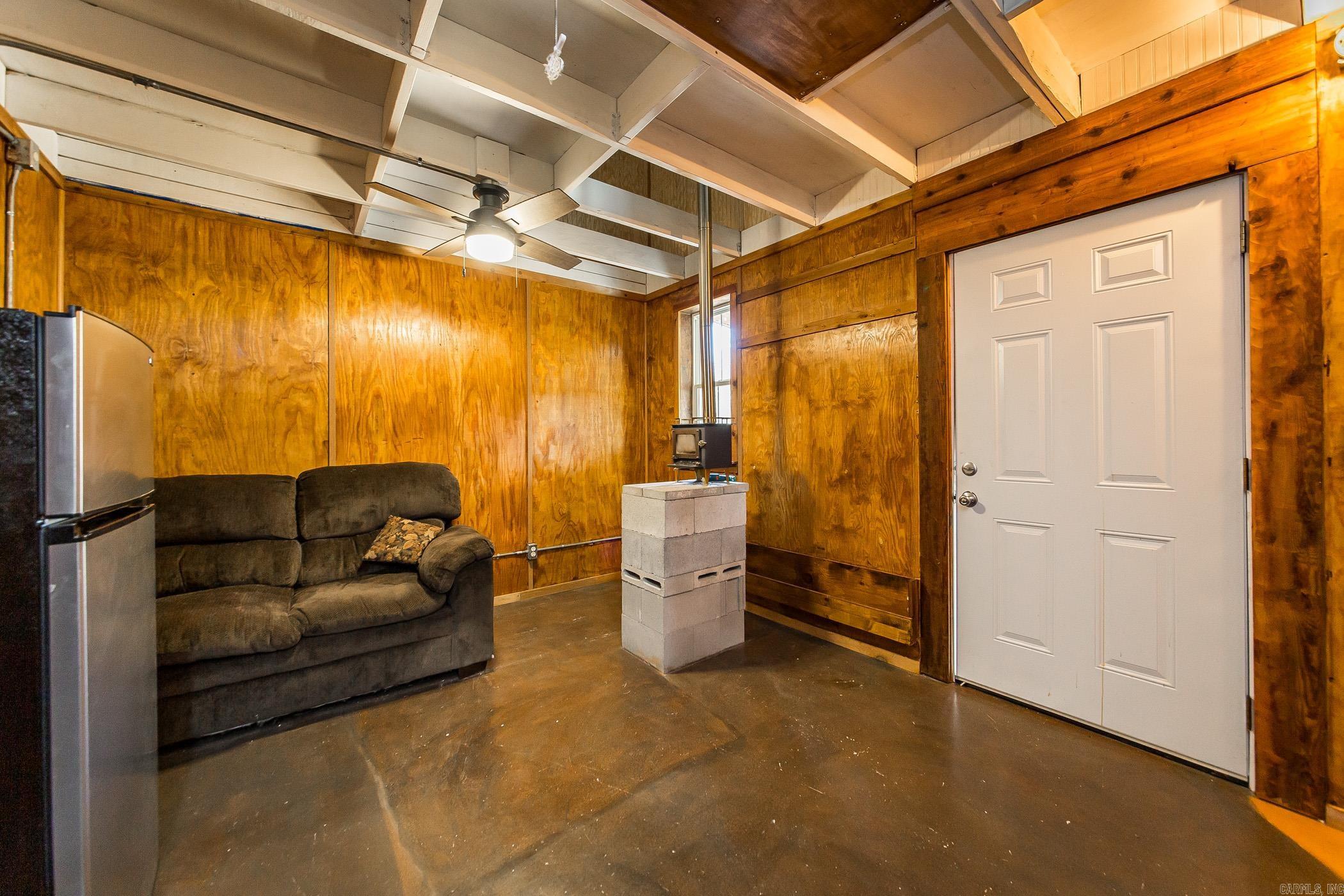 1832  Highway 65 N  Clinton, AR
