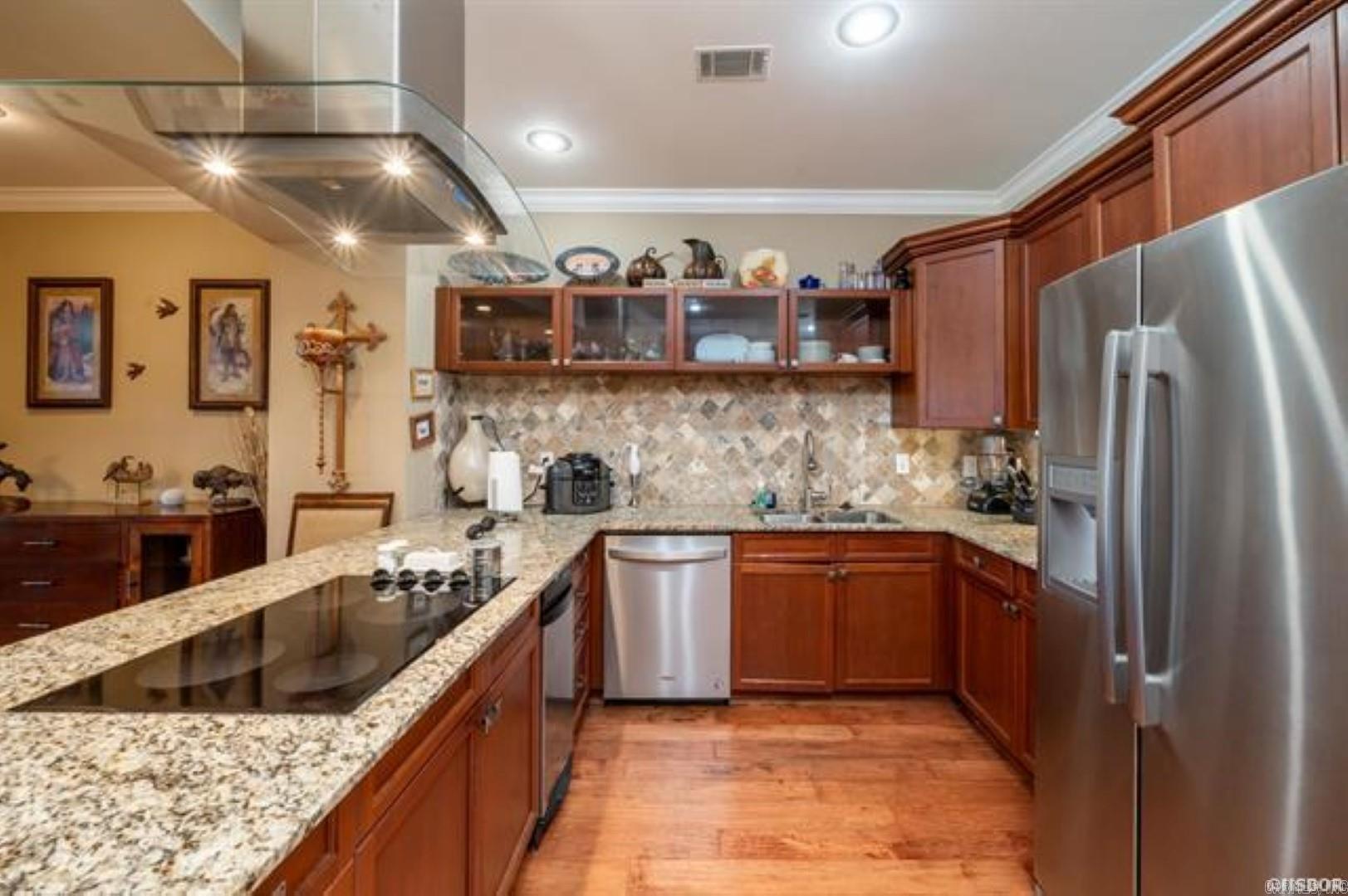 244  Bayou Pt  Hot Springs, AR