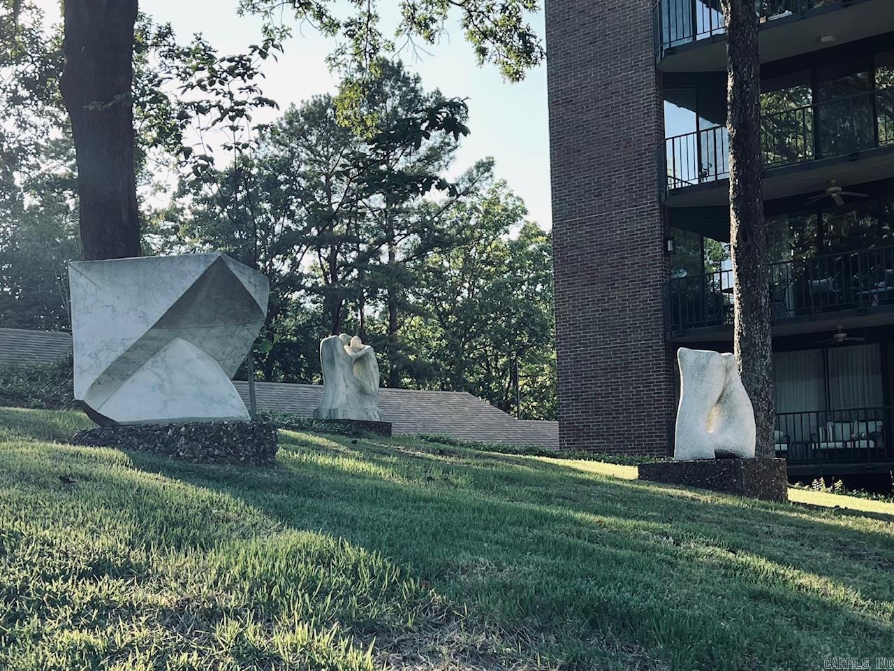 1  Treetops Lane, Apt 203  Little Rock, AR