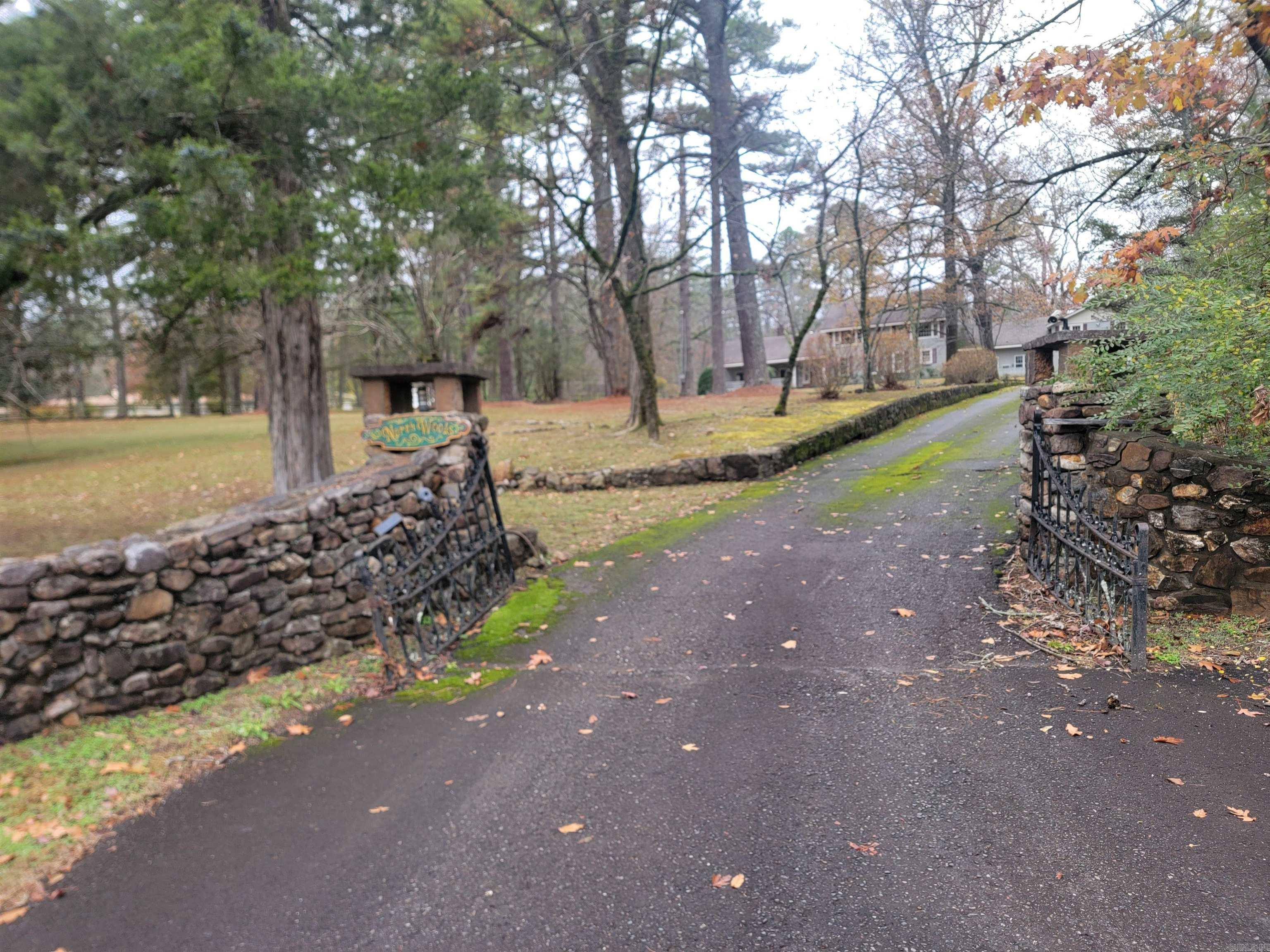 143  Fox Pass Cutoff  Hot Springs, AR