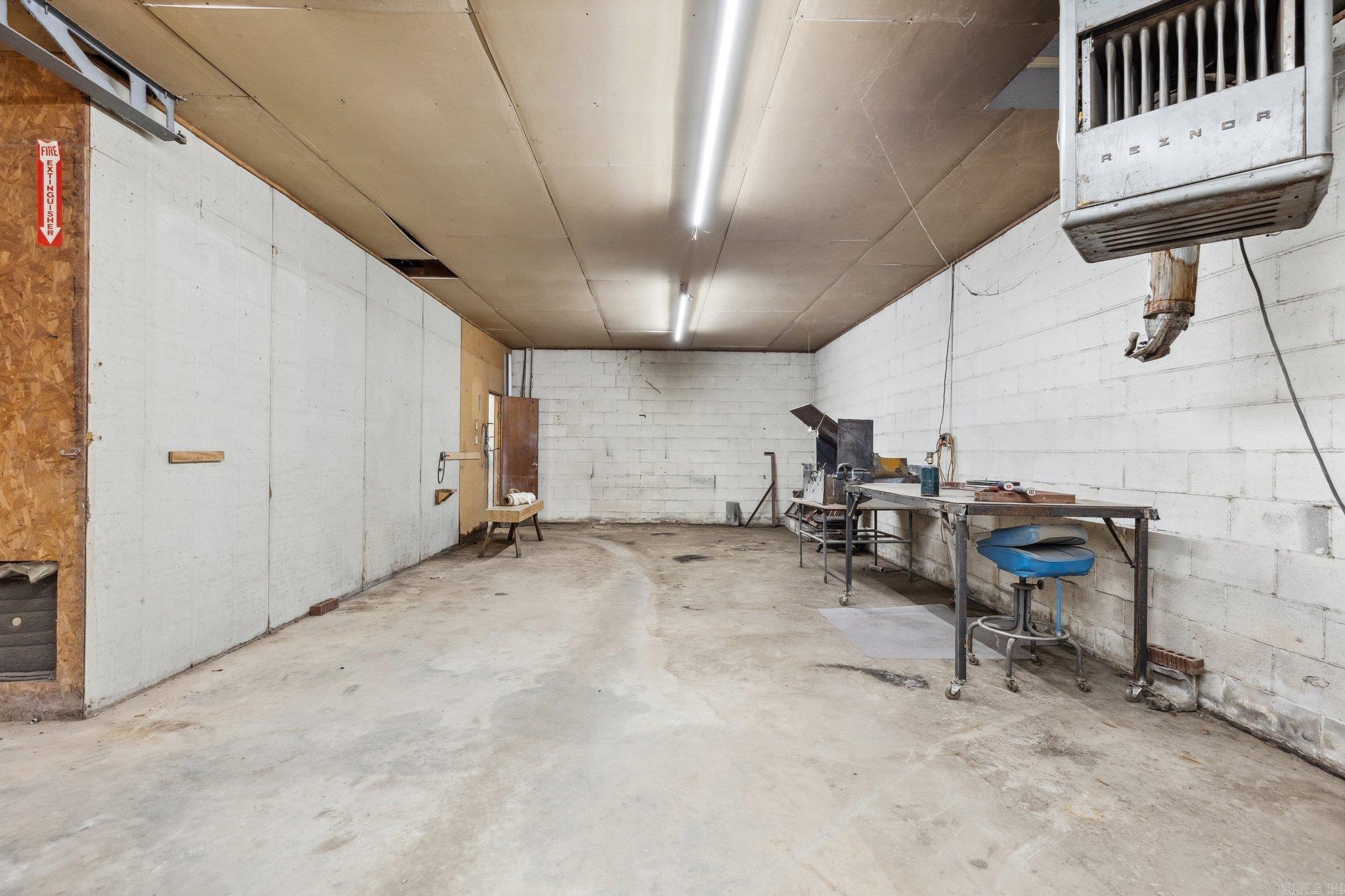 4907  Old Tom Box  Jacksonville, AR