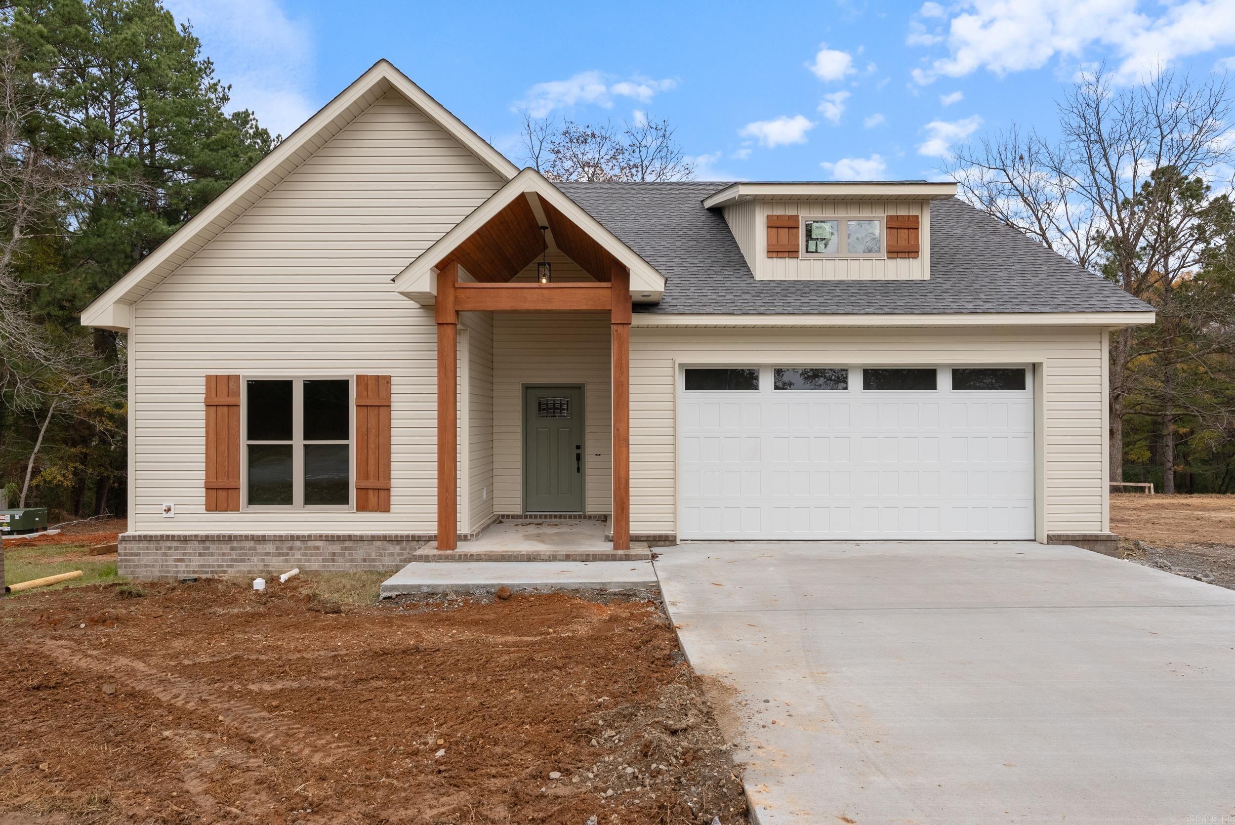 204 E Sunset Drive