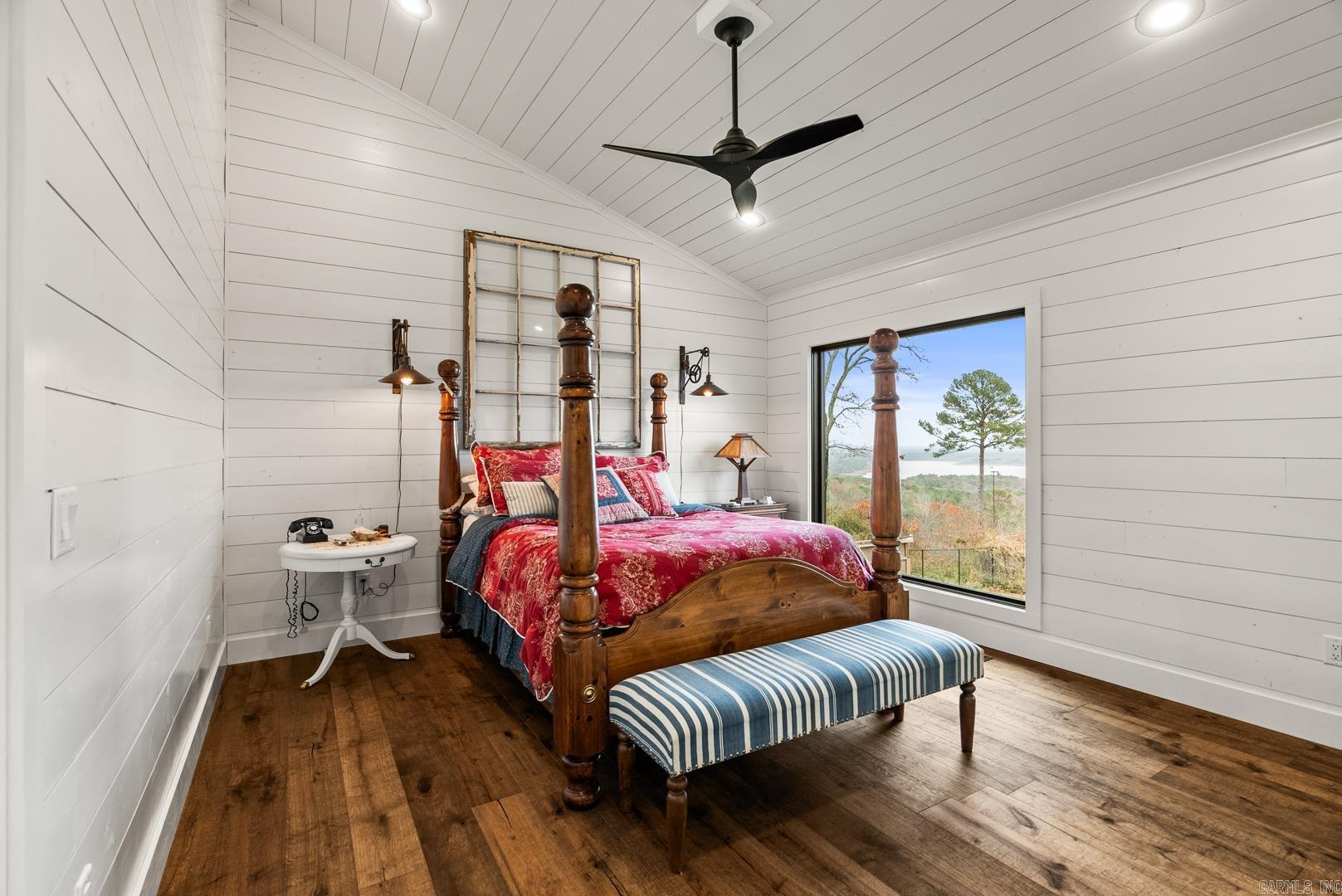 149  Overlook Drive  Fairfield Bay, AR