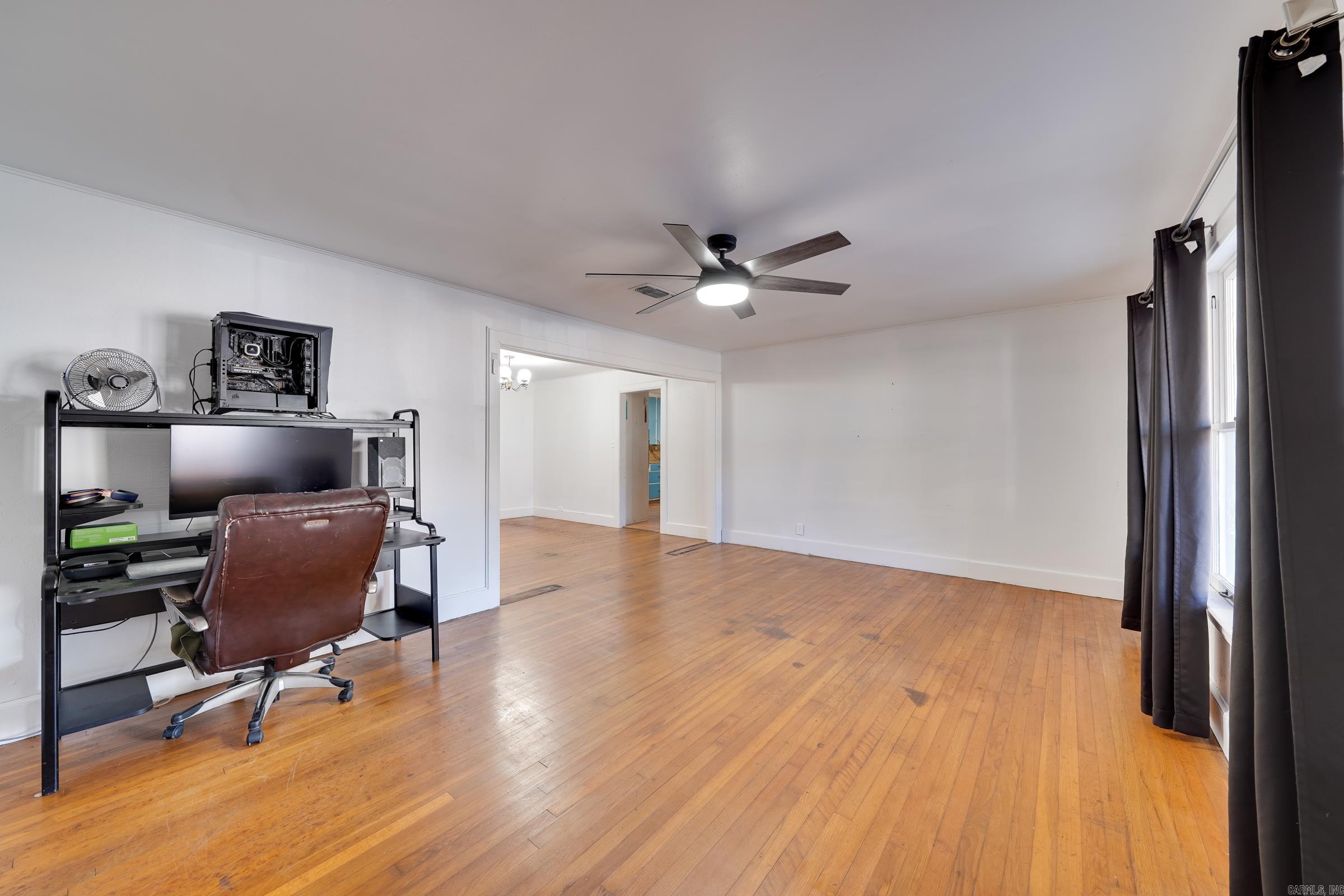 715 W Stilwell  De Queen, AR