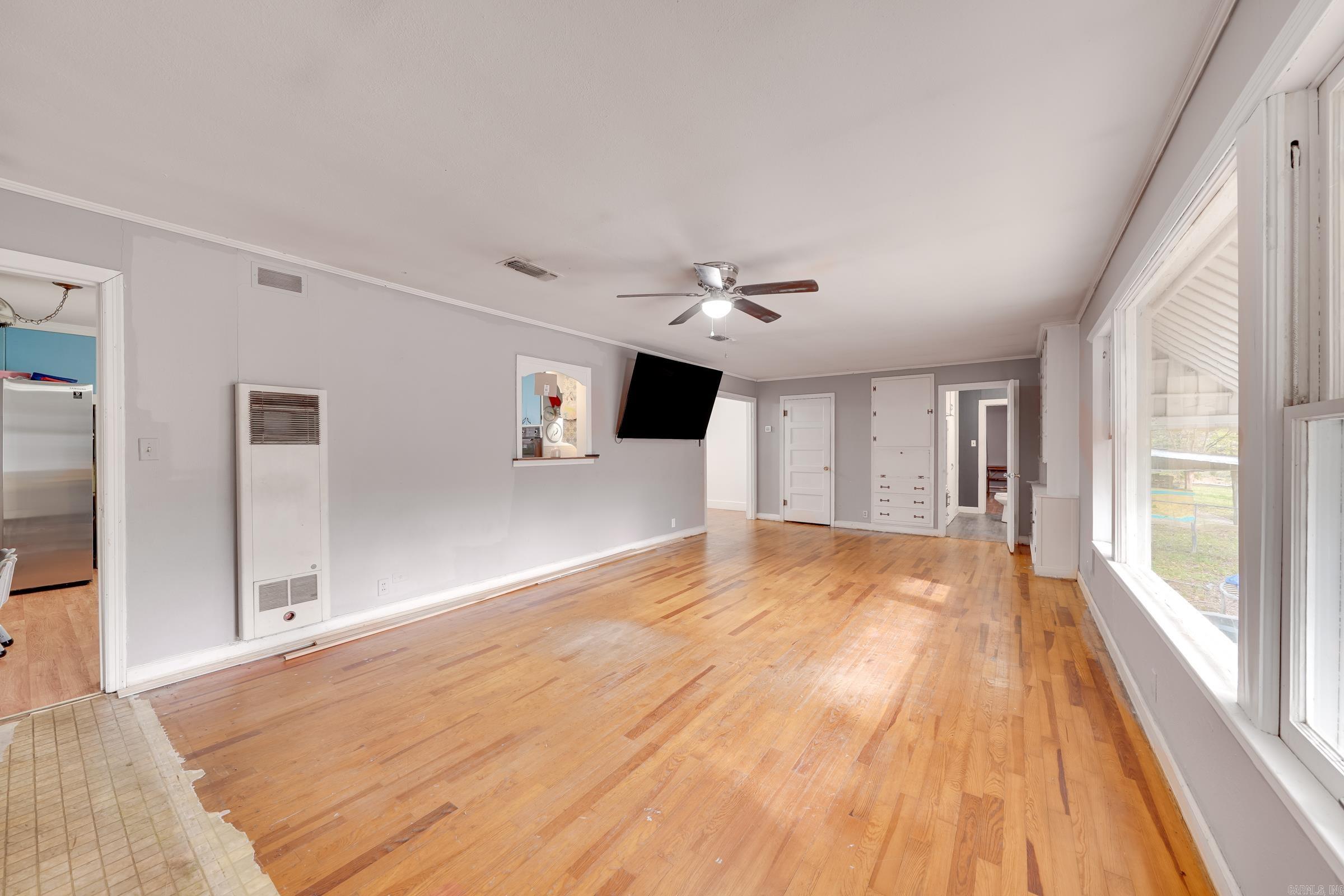 715 W Stilwell  De Queen, AR
