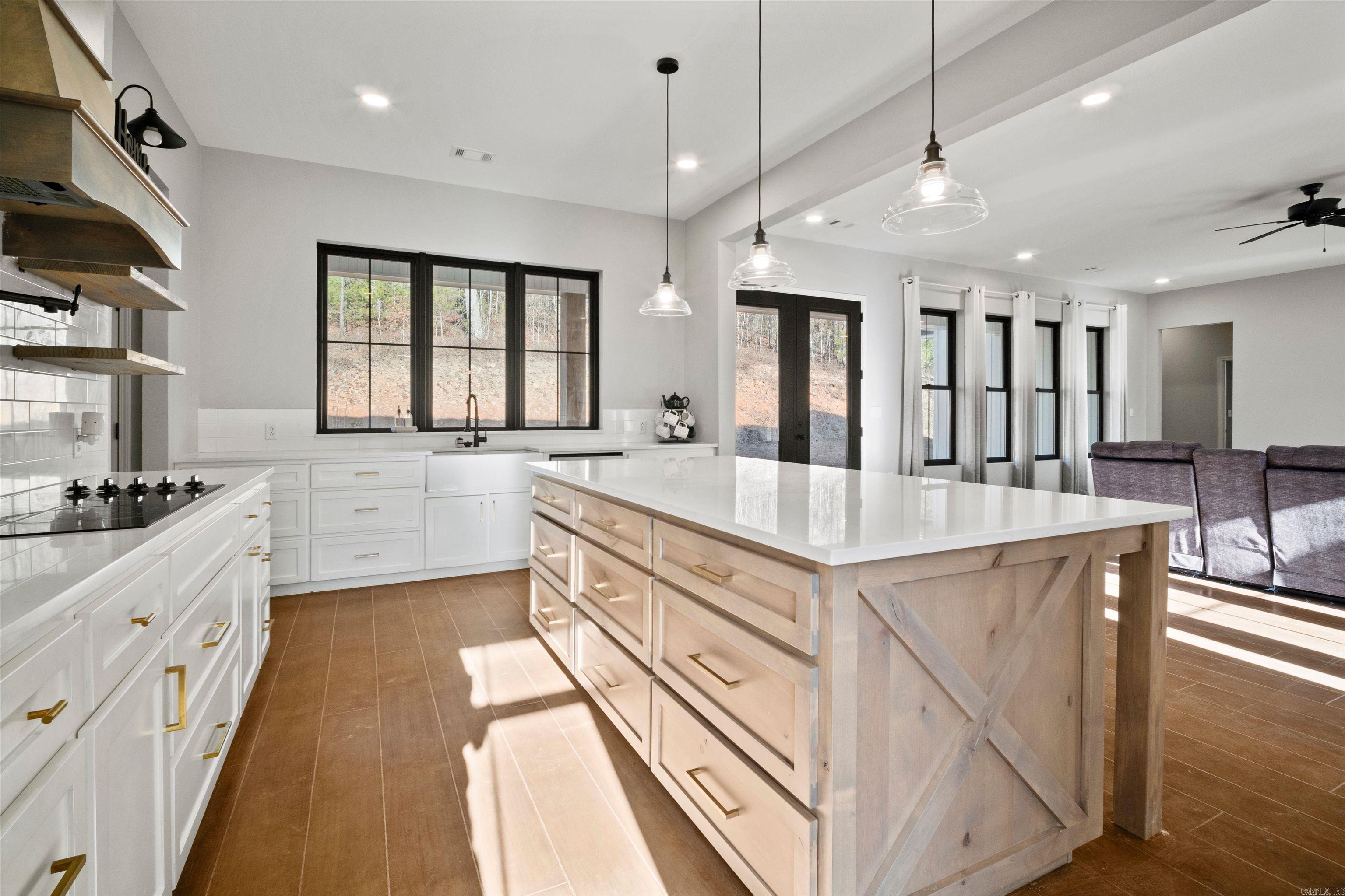 458  Cedar Creek  Center Ridge, AR