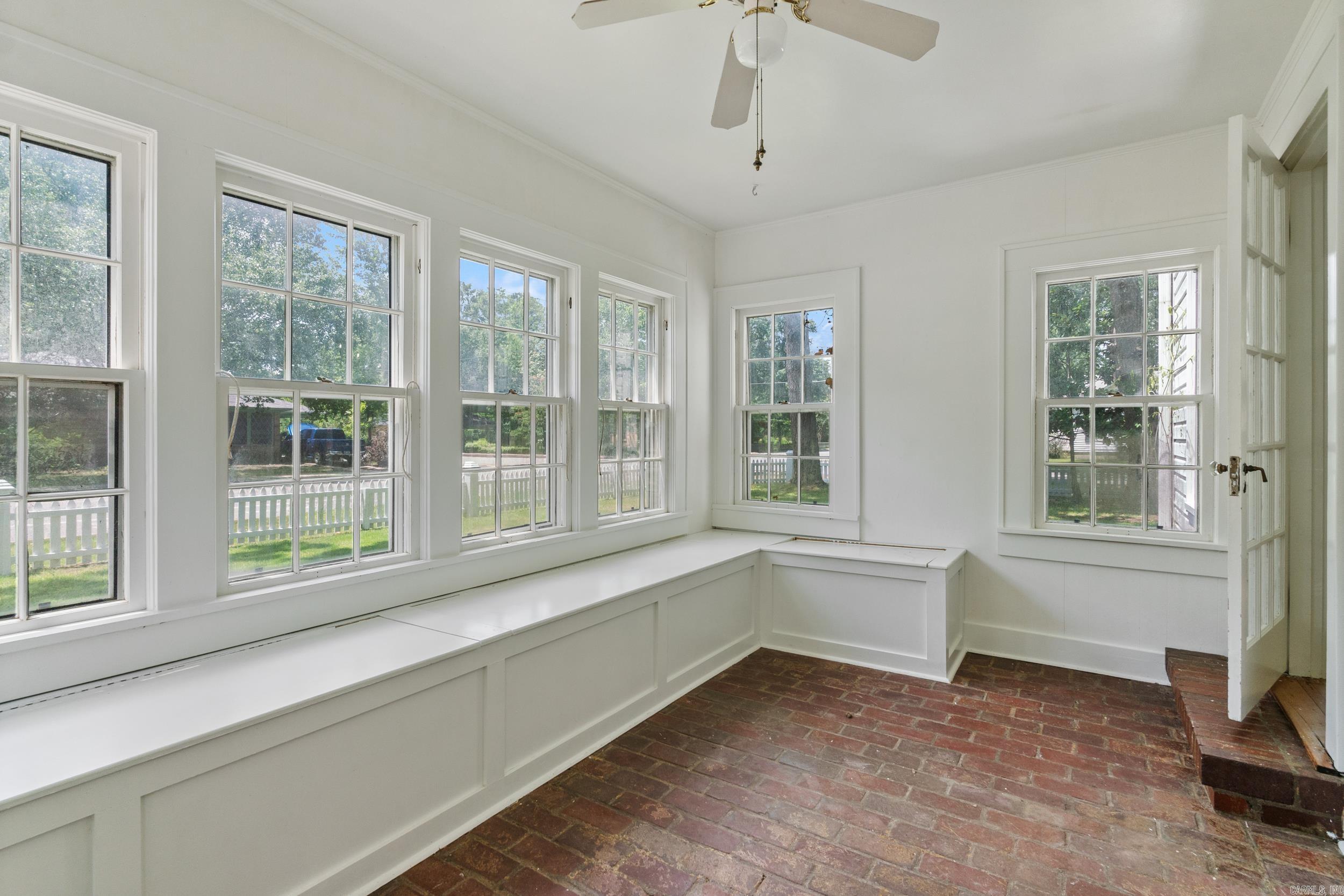 1721 Scott Street Conway, AR 72034