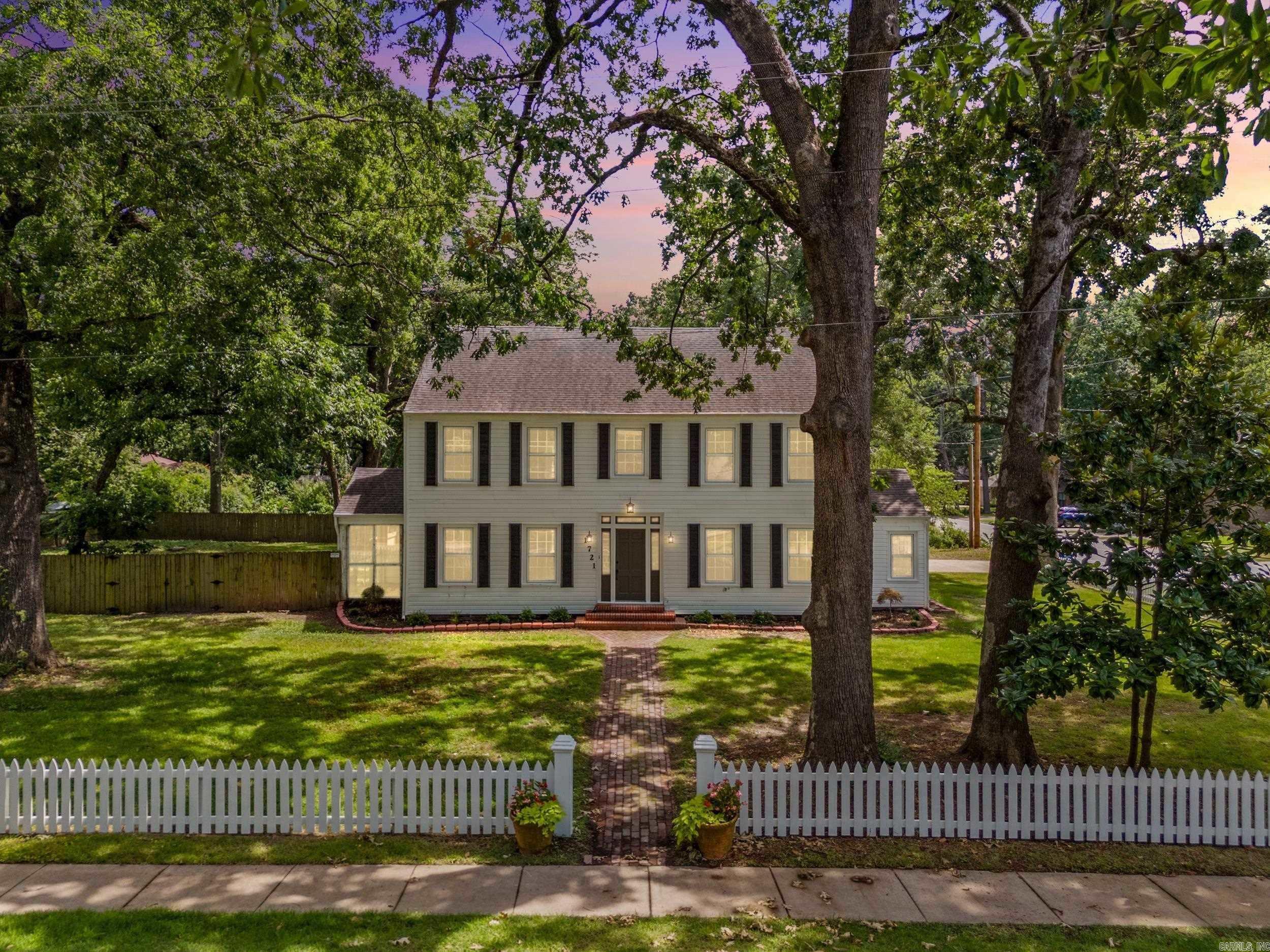 1721 Scott Street Conway, AR 72034