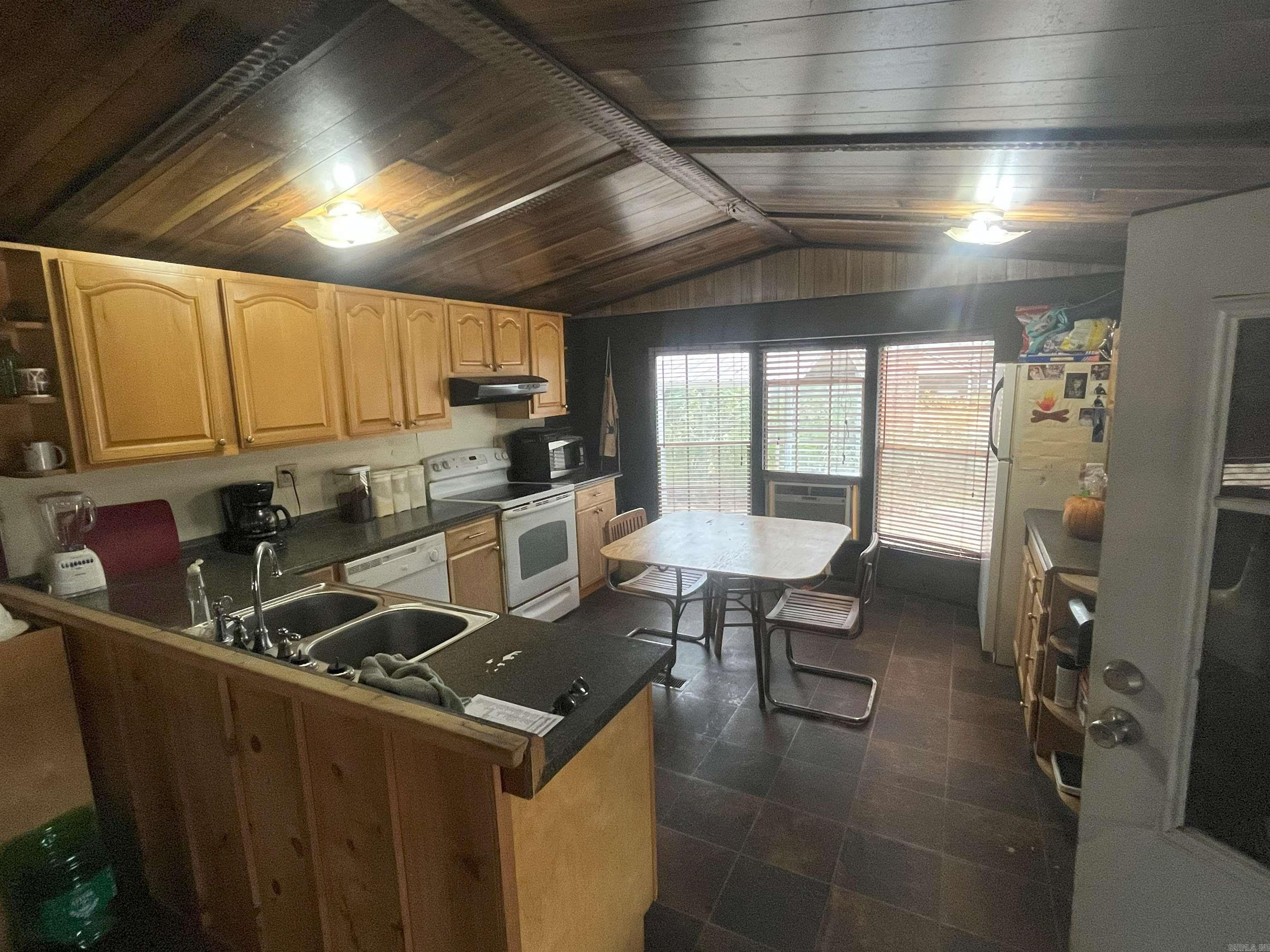 3715  Highway 10  Casa, AR