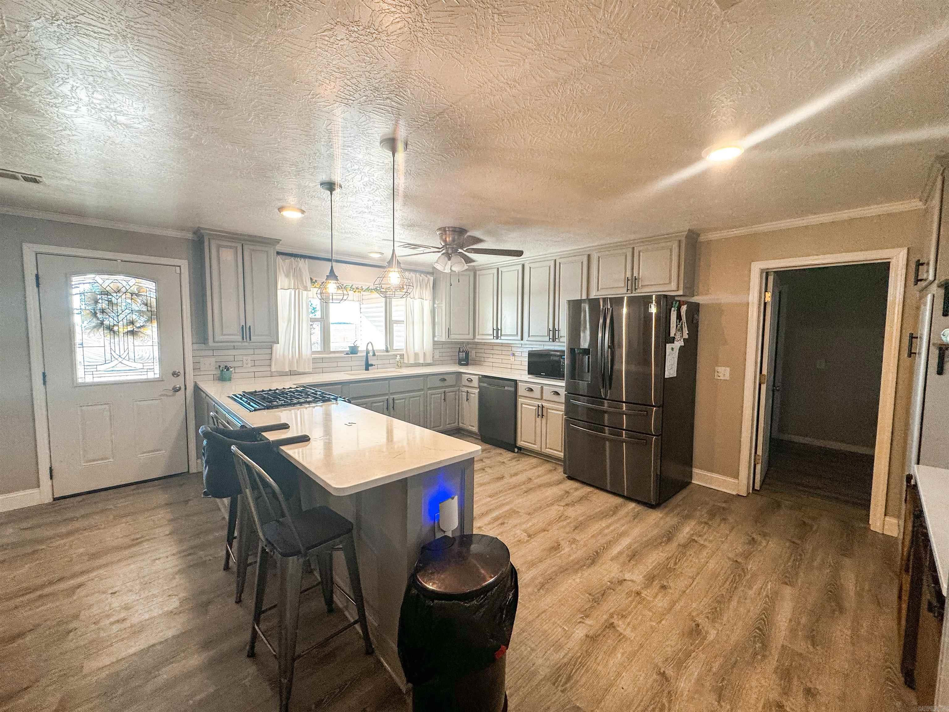 700  Floral Road  Pleasant Plains, AR