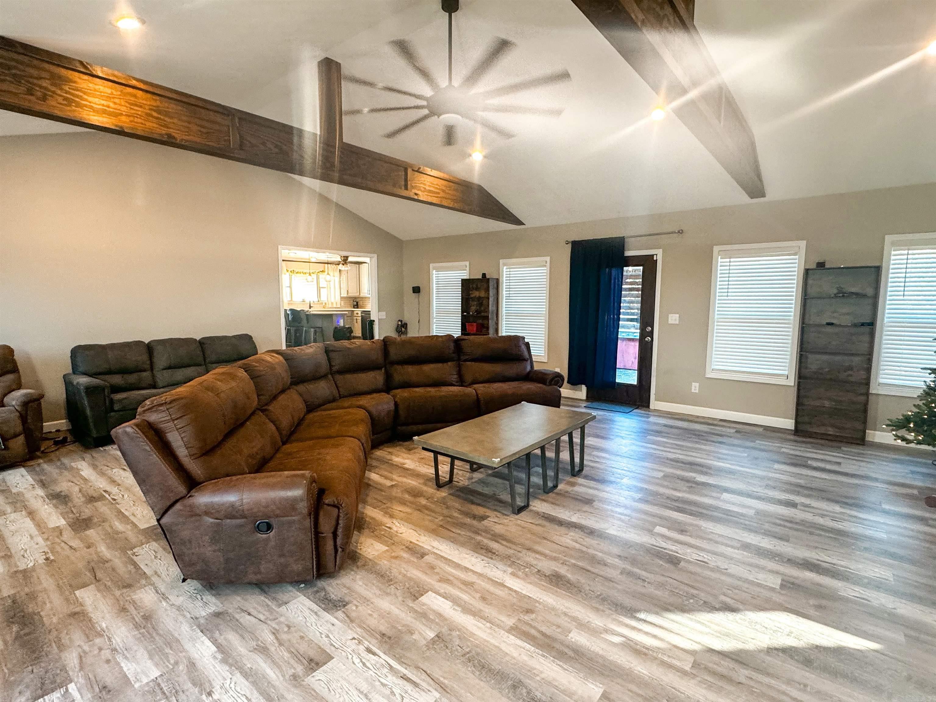 700  Floral Road  Pleasant Plains, AR