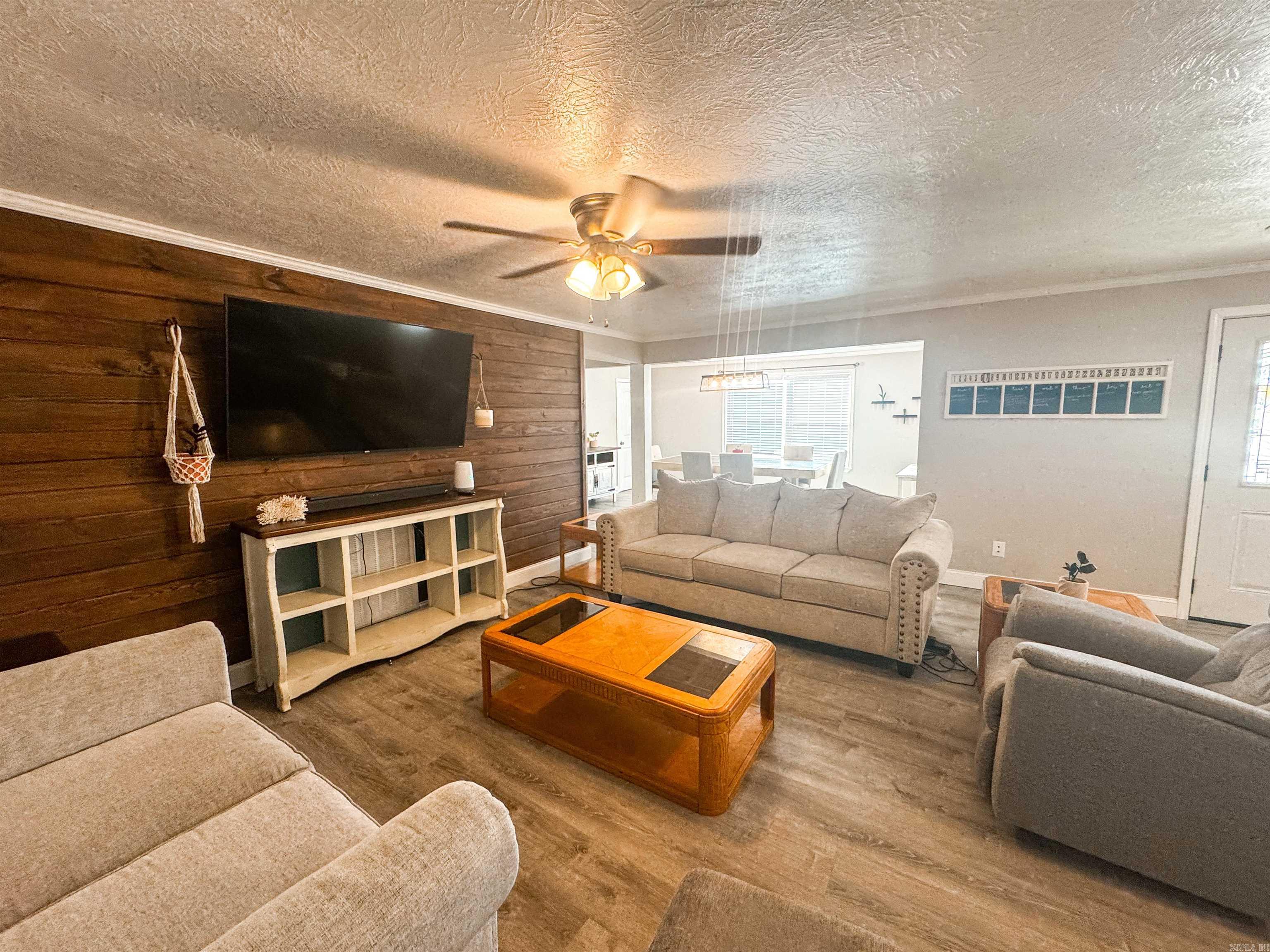 700  Floral Road  Pleasant Plains, AR