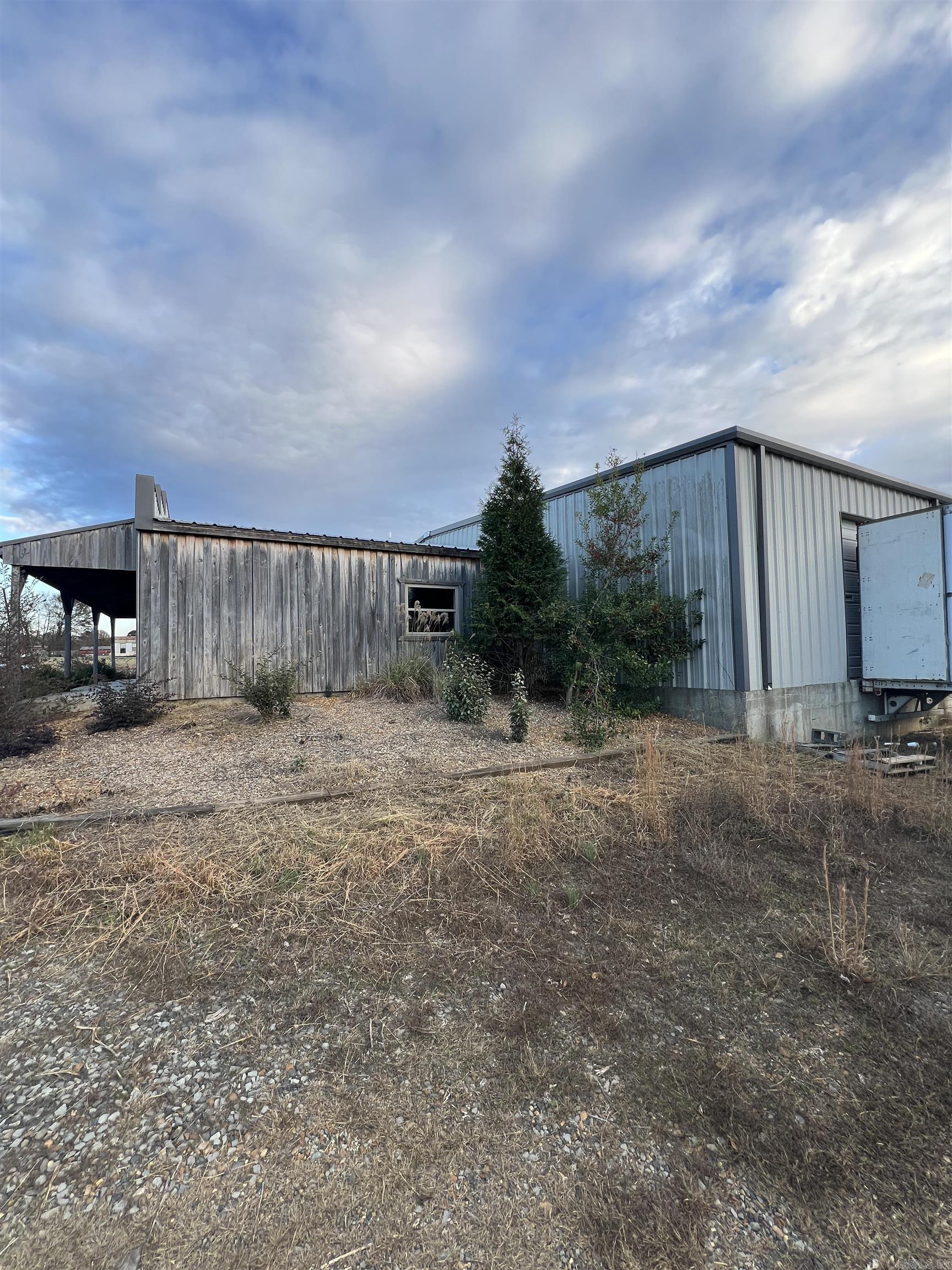 4081  Hwy 36W  Center Hill, AR