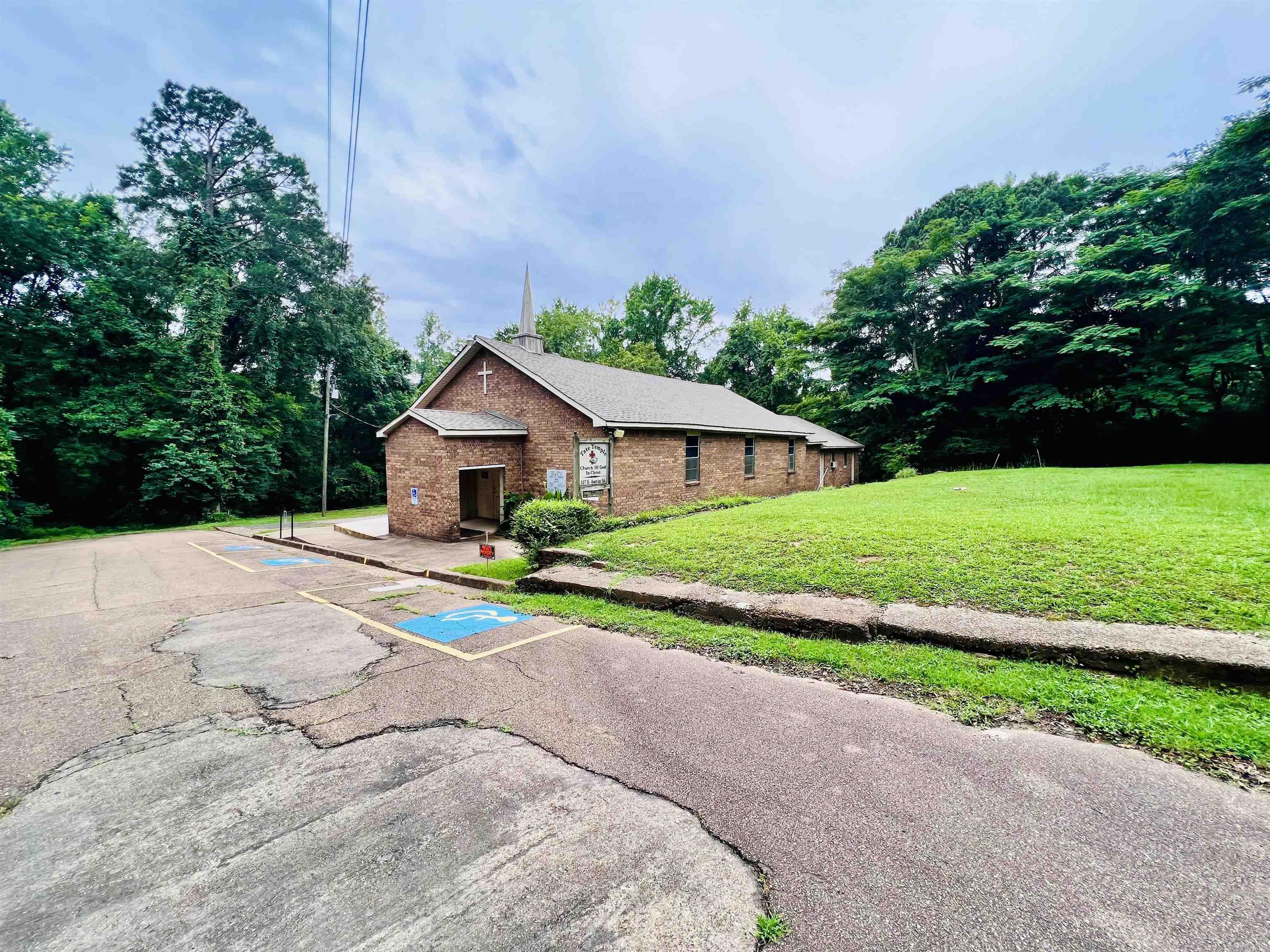 227 S Austin  Arkadelphia, AR