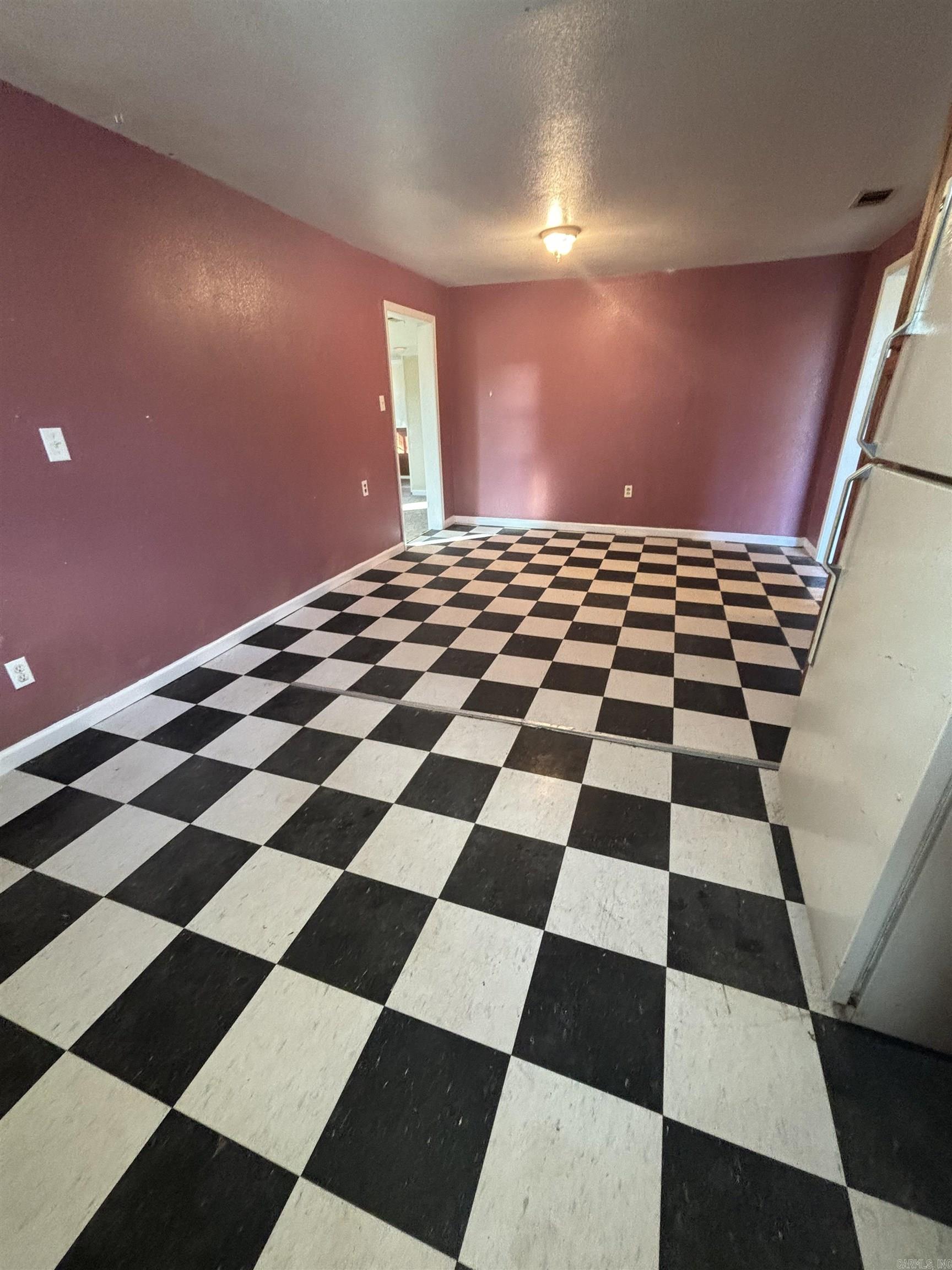 209 S 2nd  Marmaduke, AR