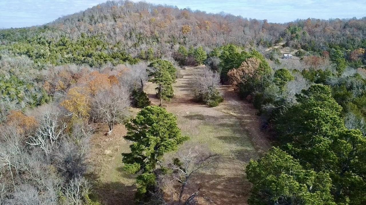 000  Lawrence Lane  Melbourne, AR