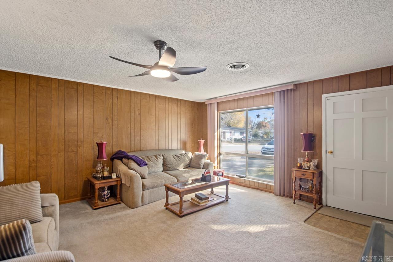315  Dobbs  Benton, AR