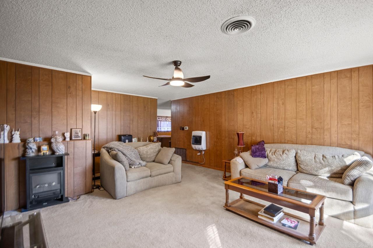 315  Dobbs  Benton, AR