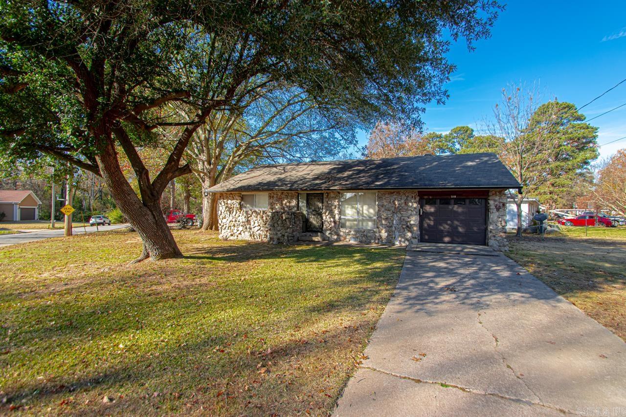 315  Dobbs  Benton, AR