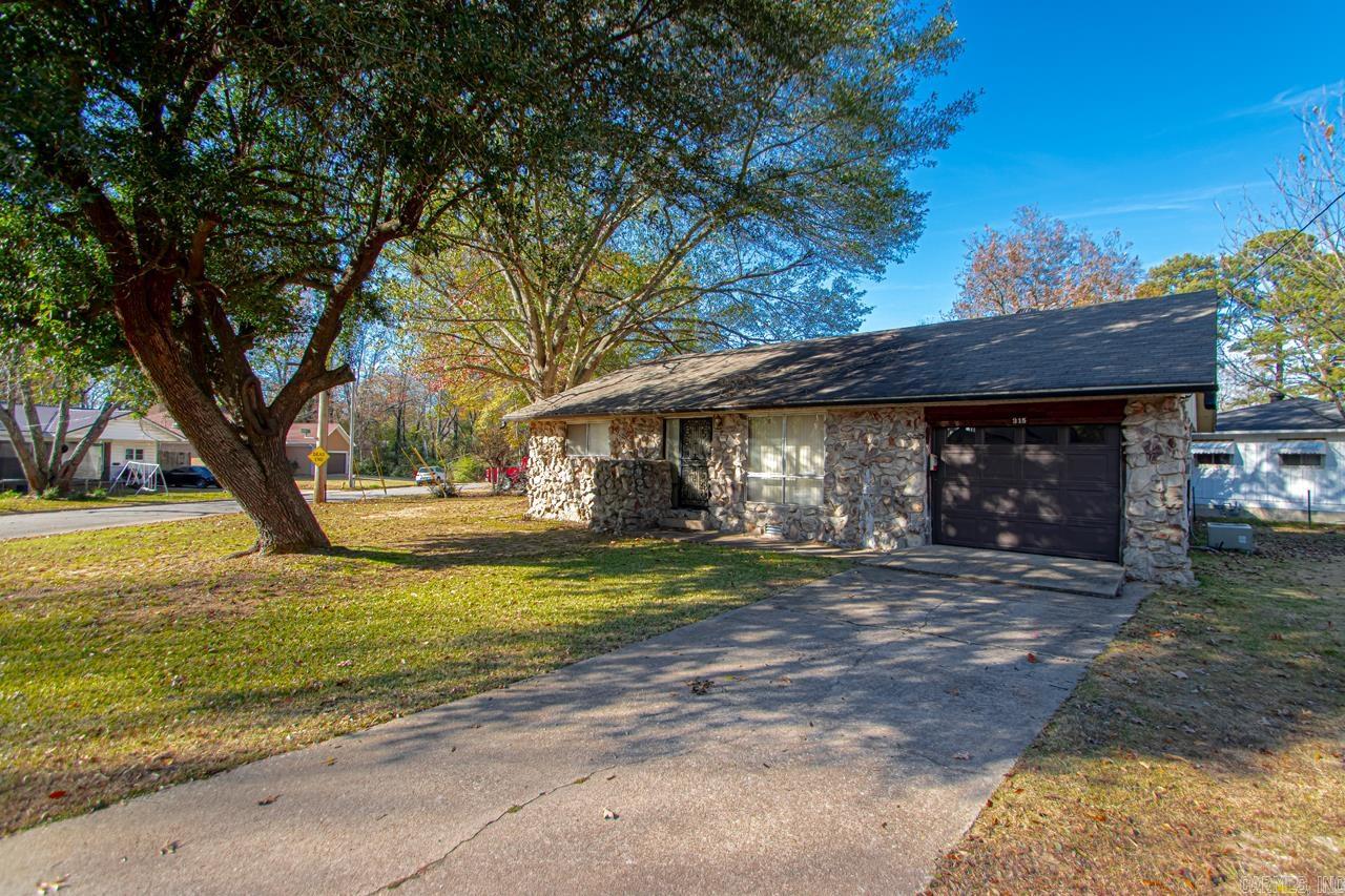 315  Dobbs  Benton, AR