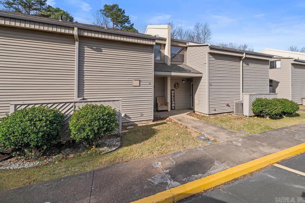 135  HILLVIEW  Fairfield, AR