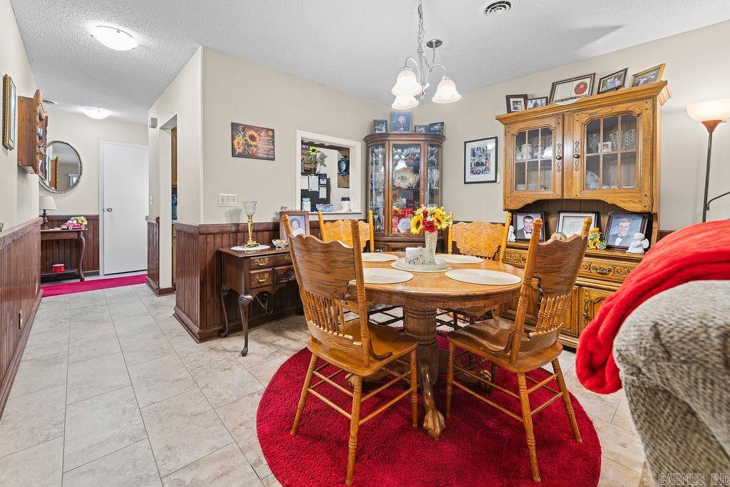 135  HILLVIEW  Fairfield, AR