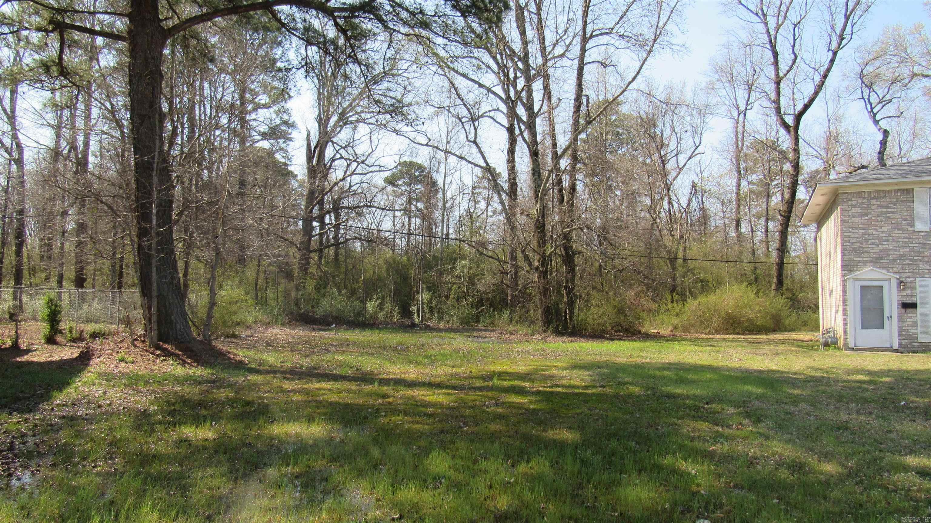 7102  GEYER SPRINGS  Little Rock, AR